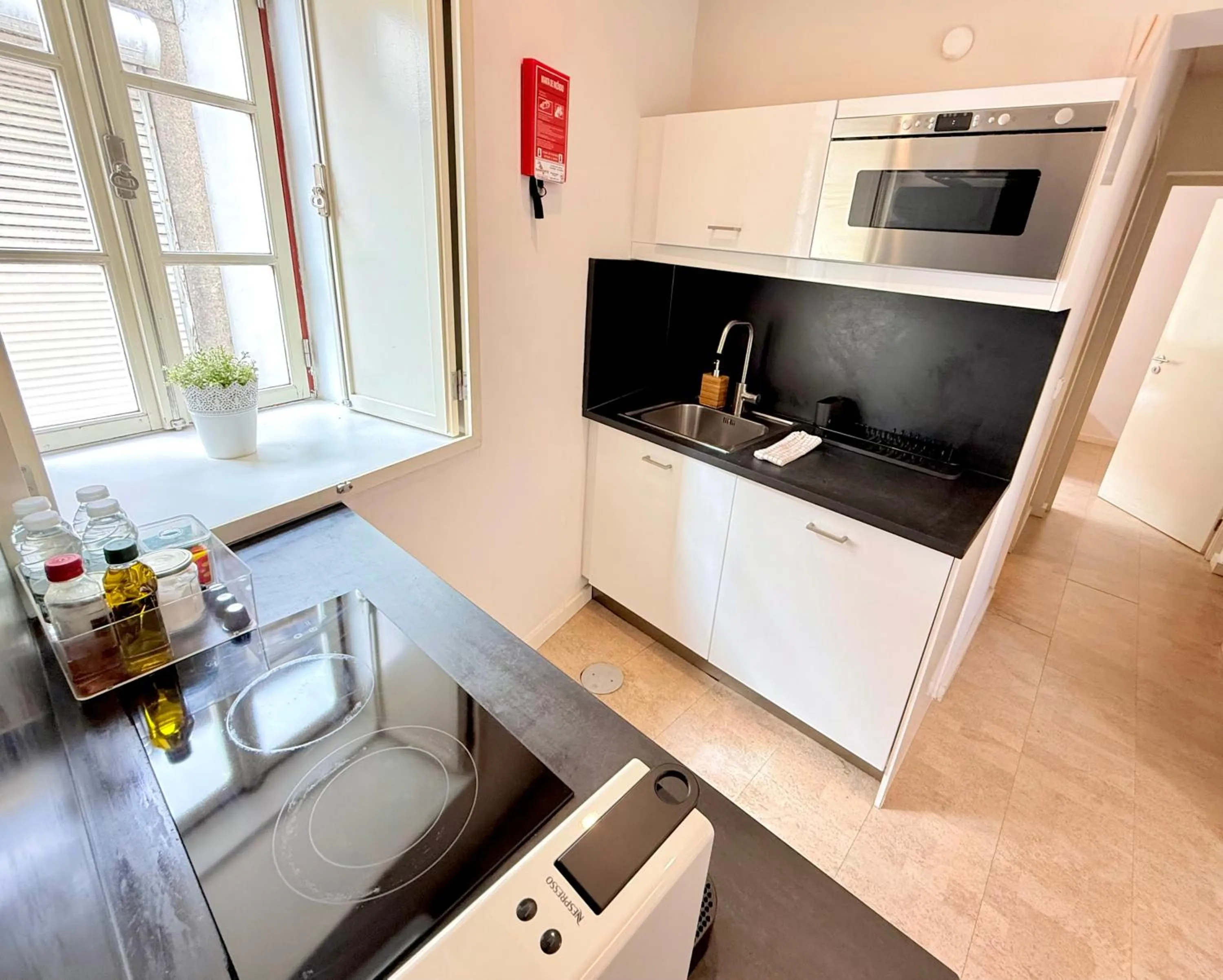 Coffee/tea facilities in Ribeira Cinema Apartments