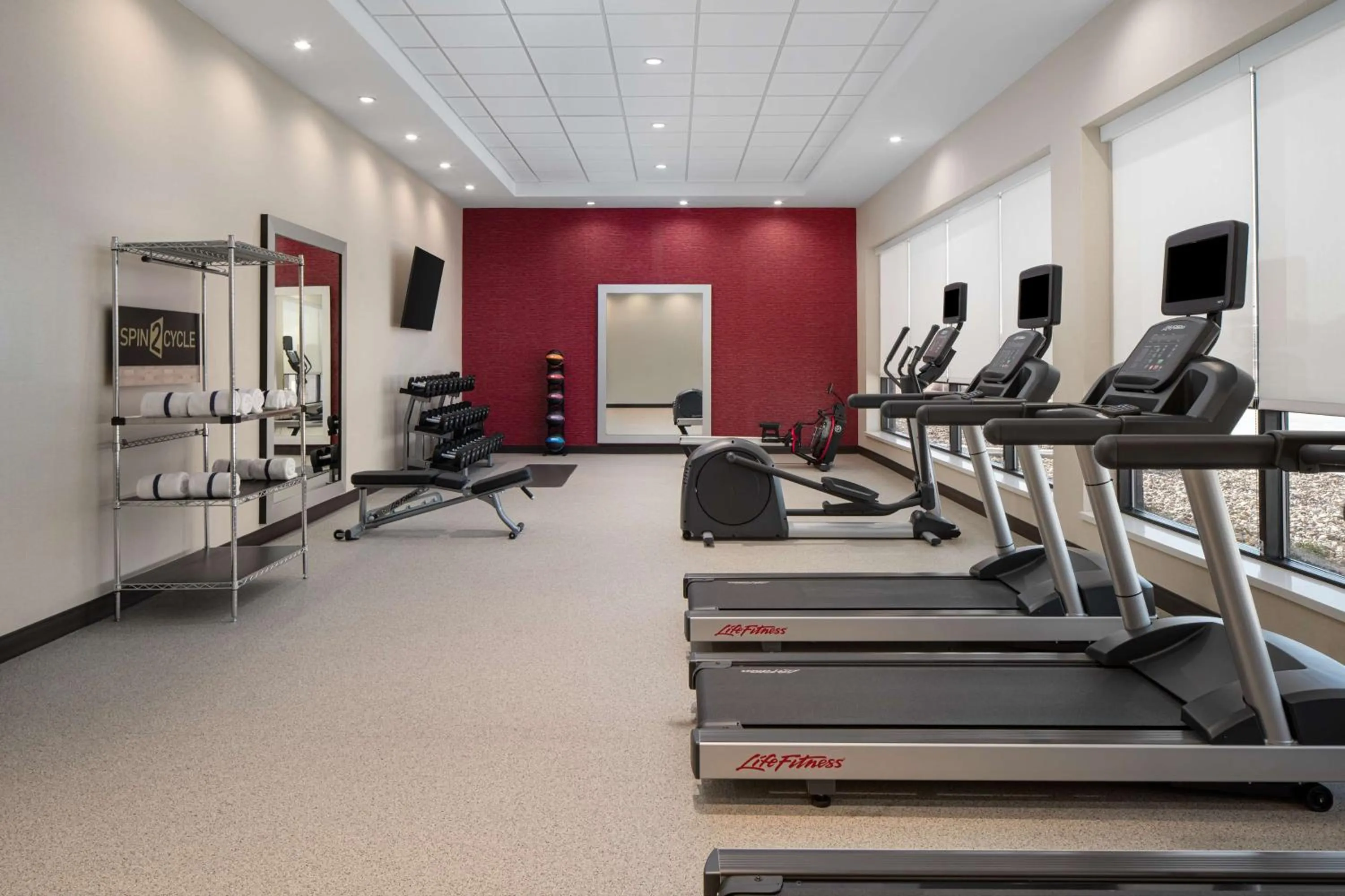 Fitness centre/facilities in Home2 Suites By Hilton Carlsbad New Mexico
