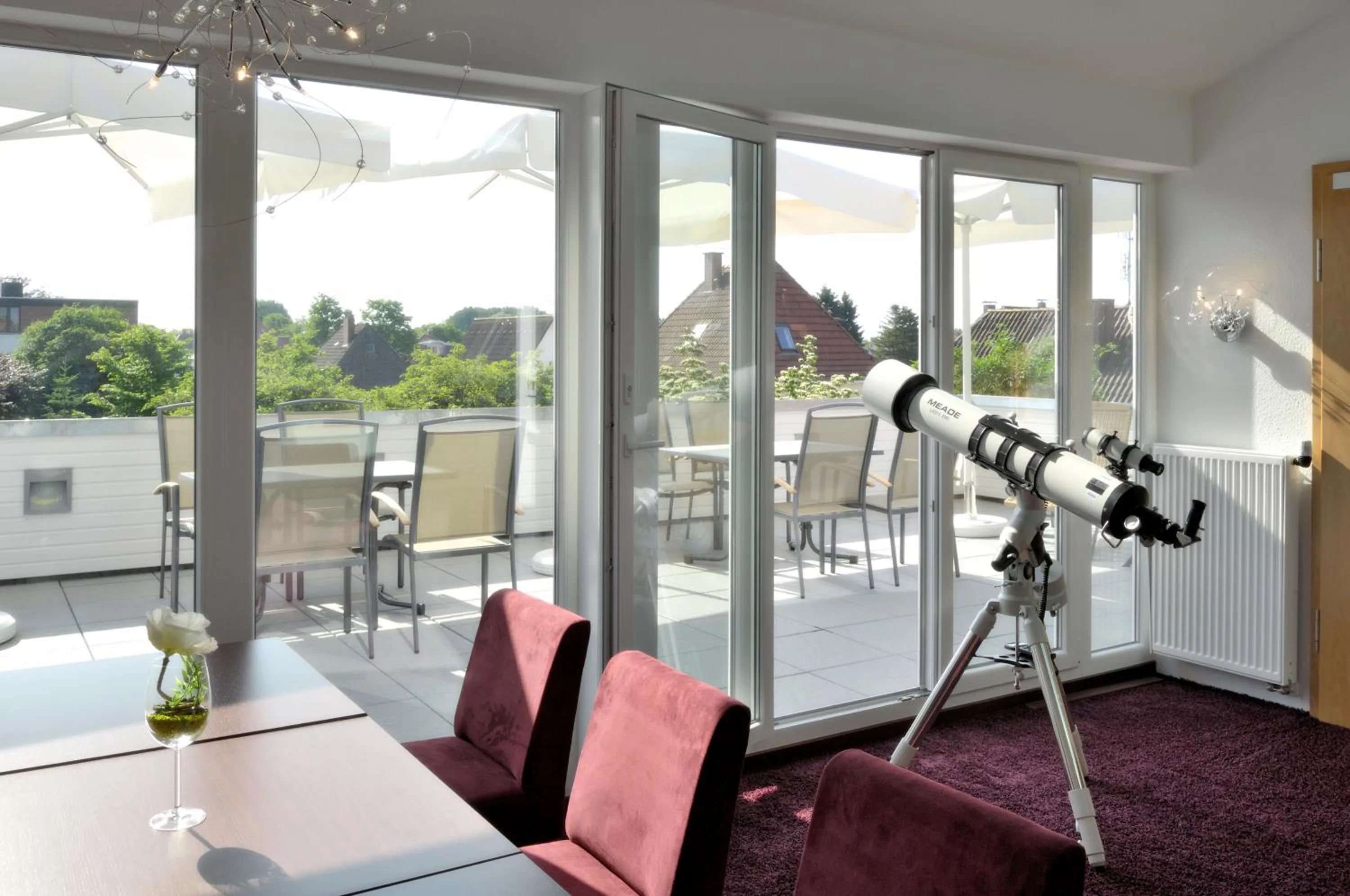 Day in Hotel Petersen