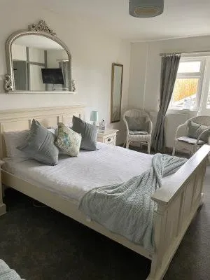 Bed in Playden Oasts Hotel