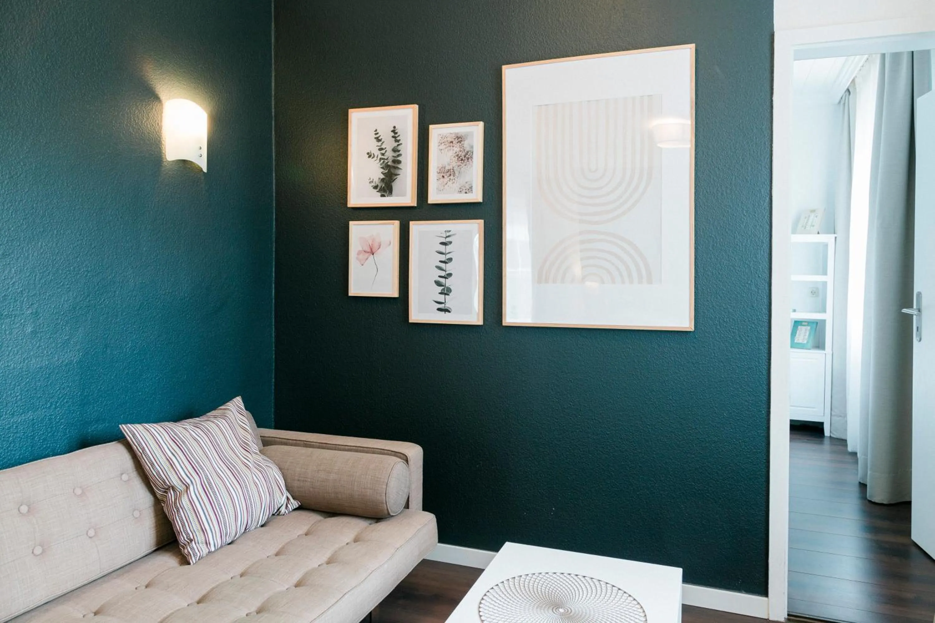 Photo of the whole room in Hotel Villa Solln - free parking