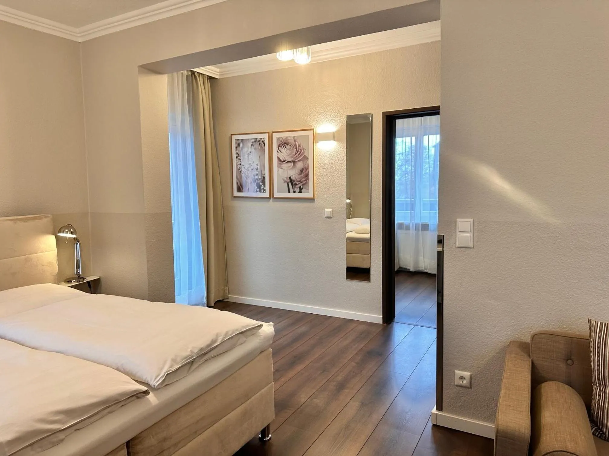 Photo of the whole room, Bed in Hotel Villa Solln - free parking