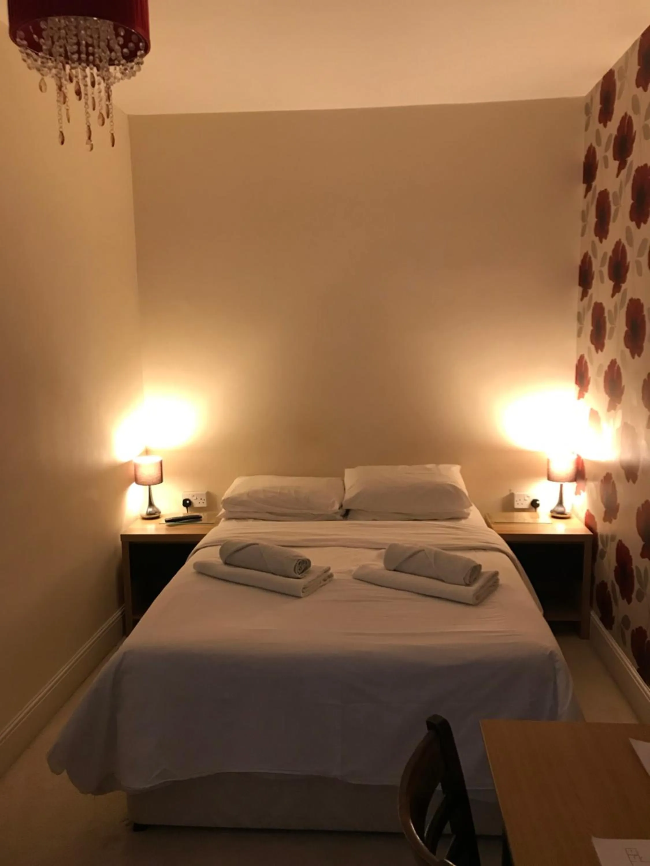 Bed in The Harp Freehouse and Guesthouse