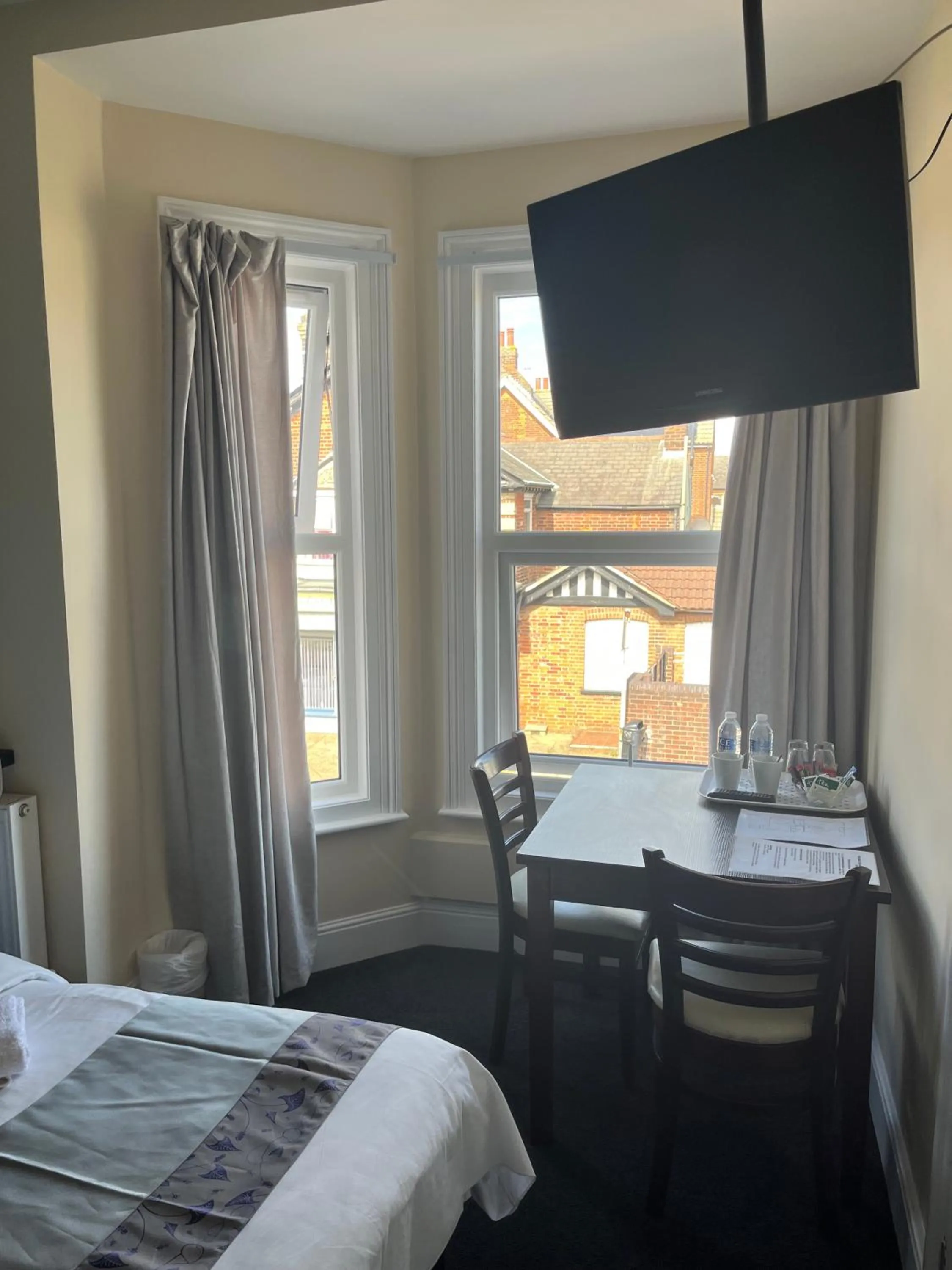 TV and multimedia, Bed in The Harp Freehouse and Guesthouse