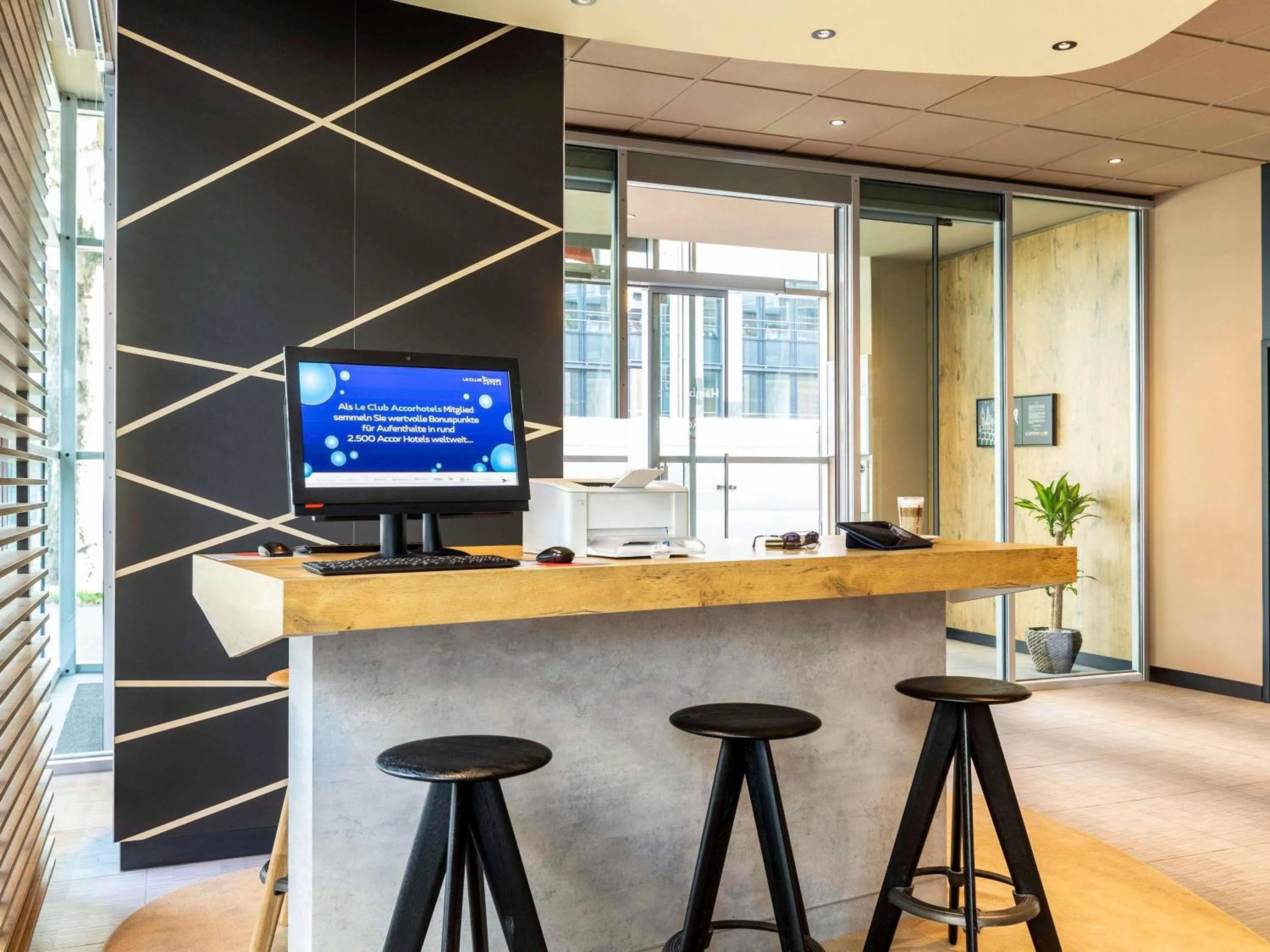 Meeting/conference room in ibis Hotel Hamburg St. Pauli Messe