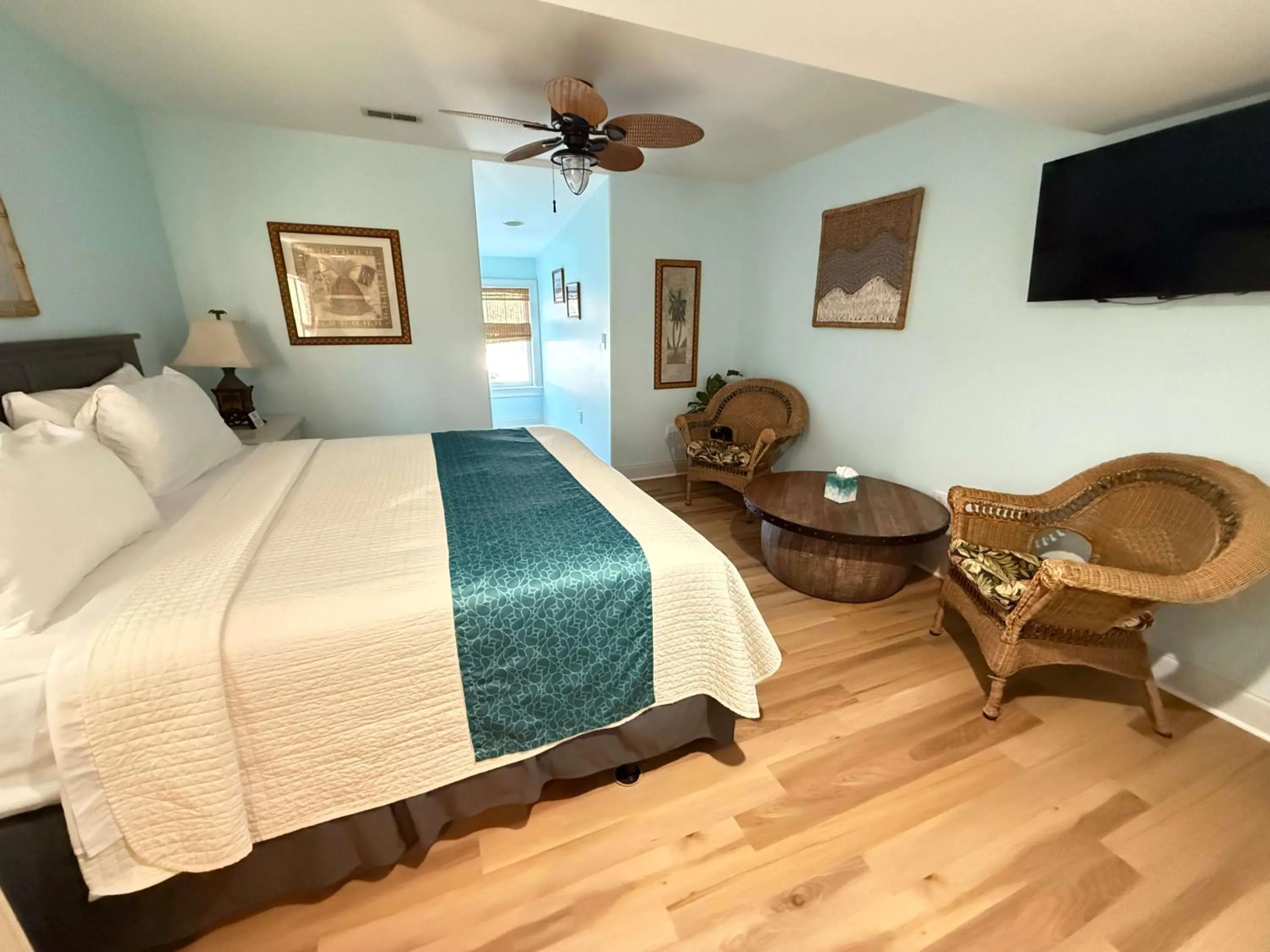 Bed in Island Guesthouse and Motel OBX