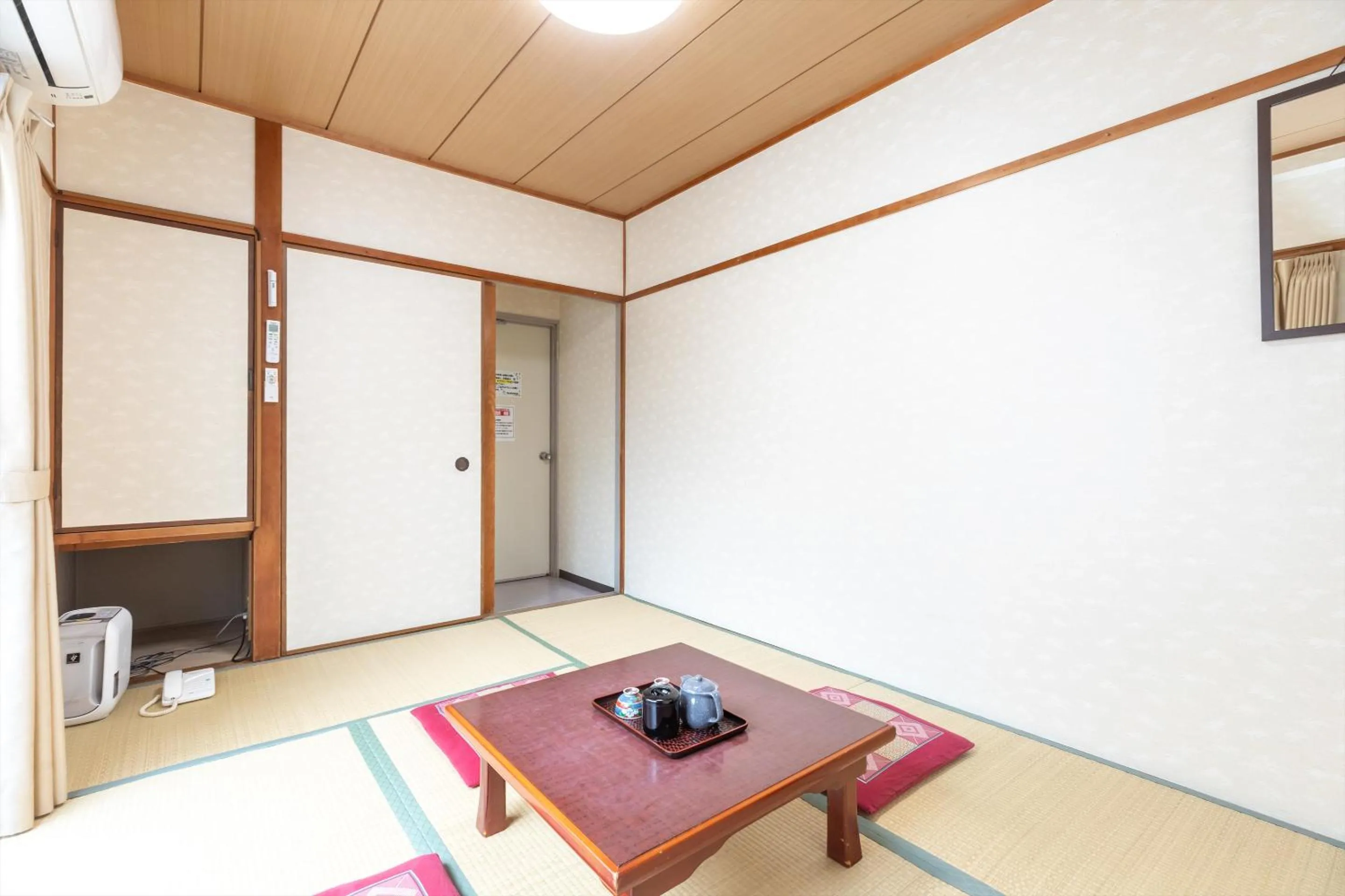 Seating area in Business Ryokan Akashiya Annex
