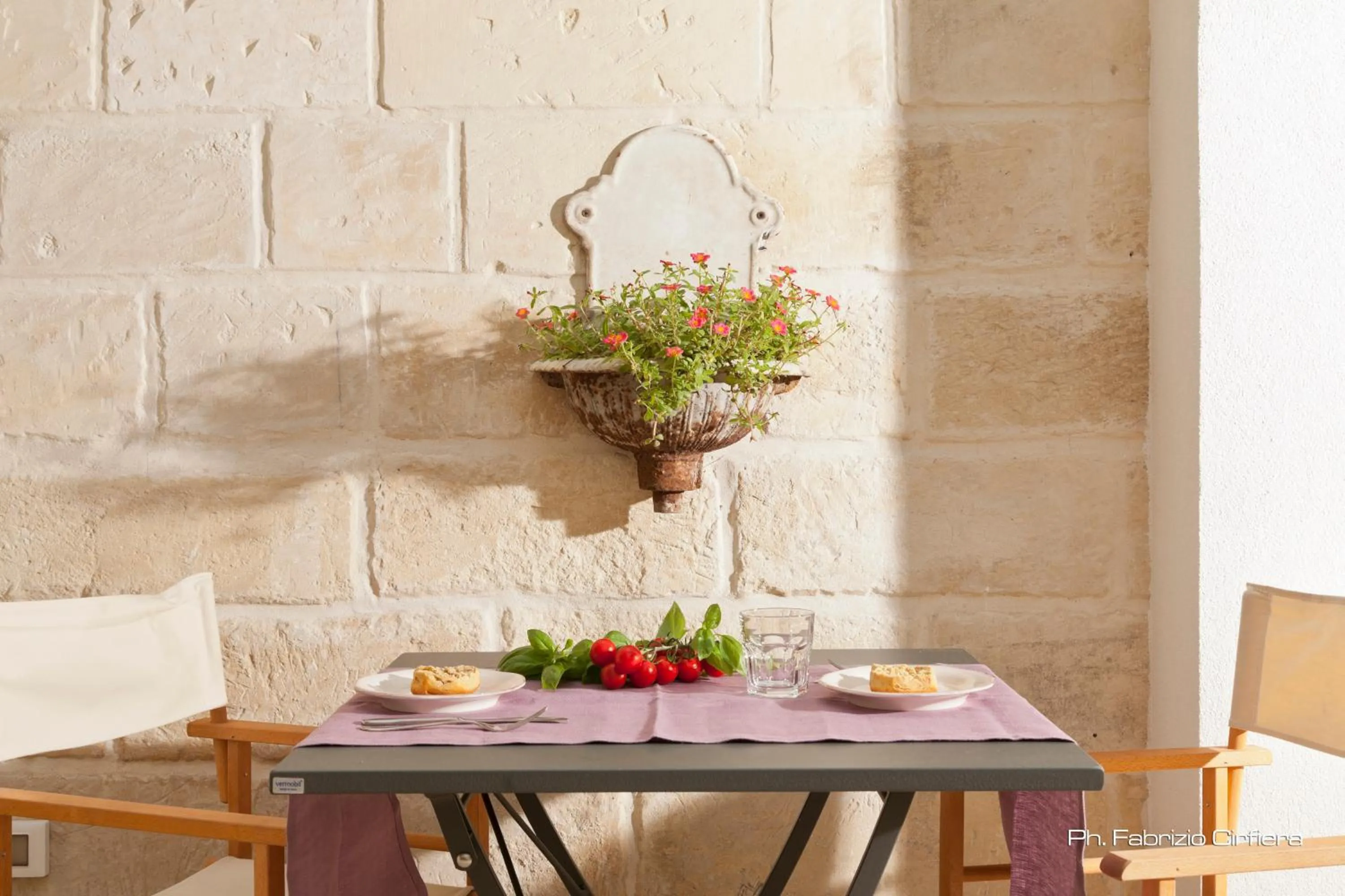 Facade/entrance in Palazzo Dei Dondoli