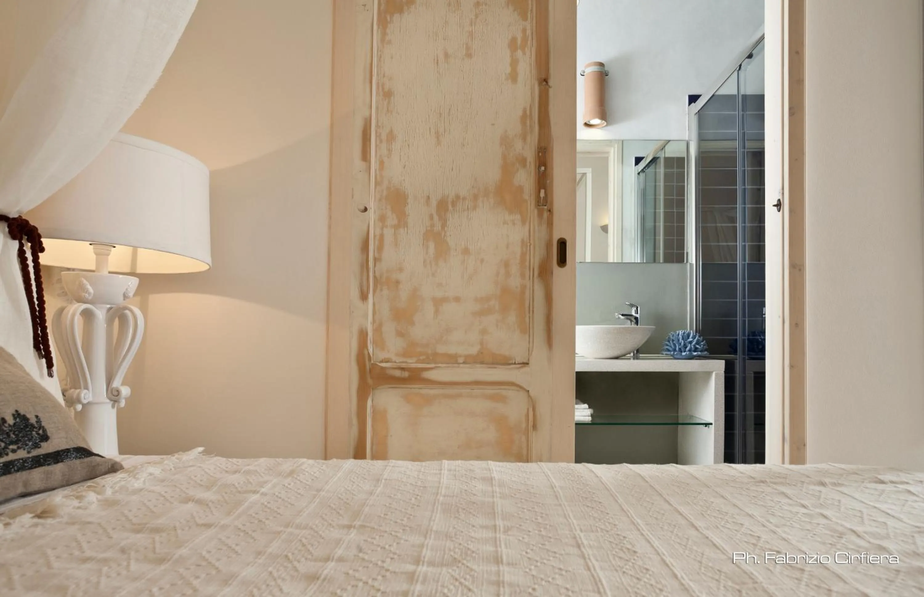 Decorative detail, Bed in Palazzo Dei Dondoli