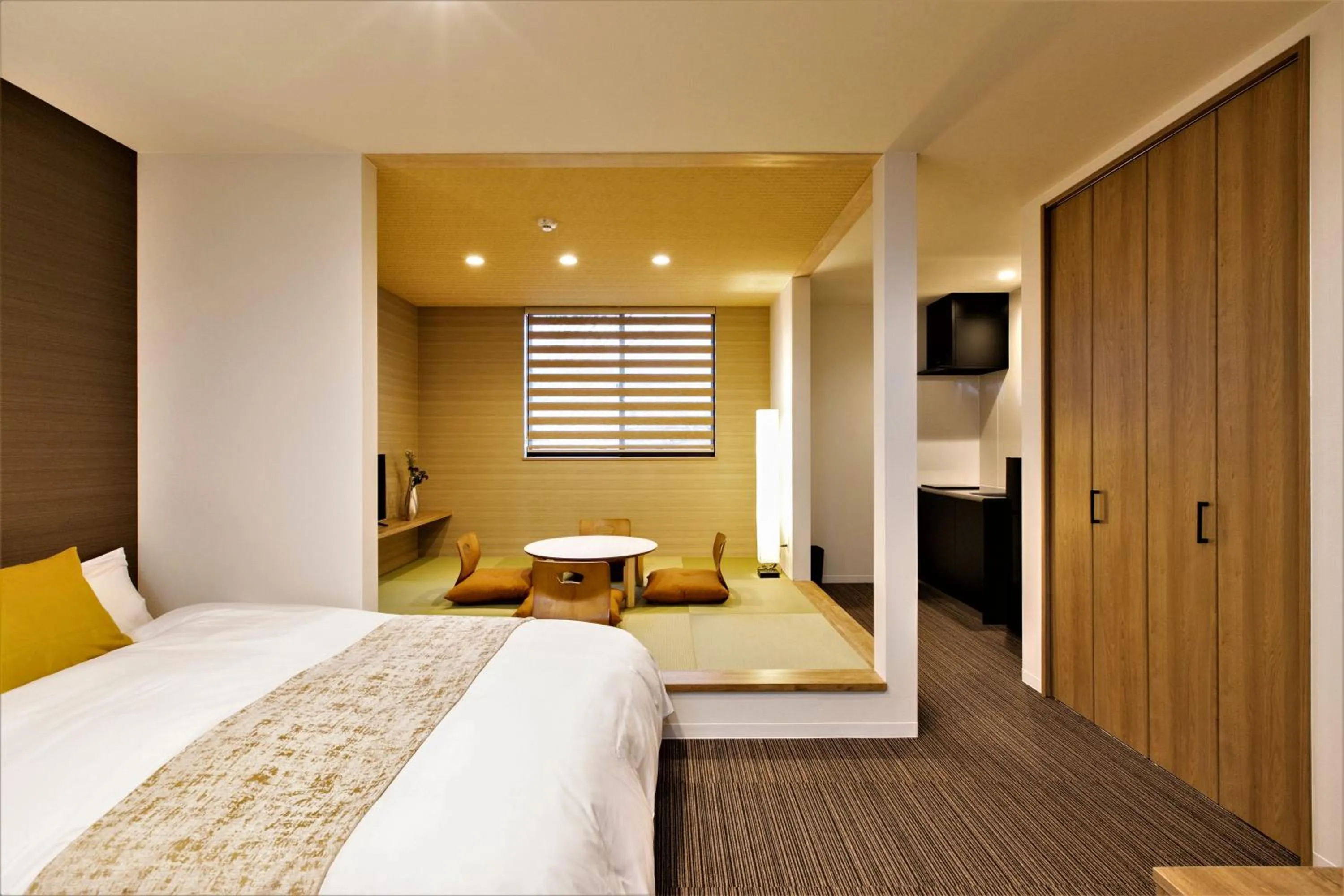 Bed in Apartment Hotel STAY THE Kansai Airport