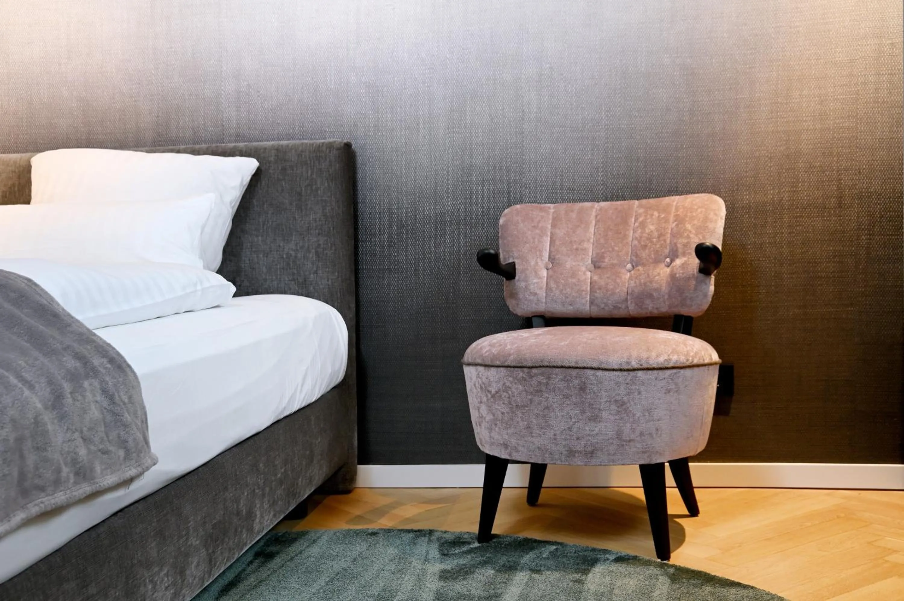 Bedroom, Bed in Hotel Lindenhof