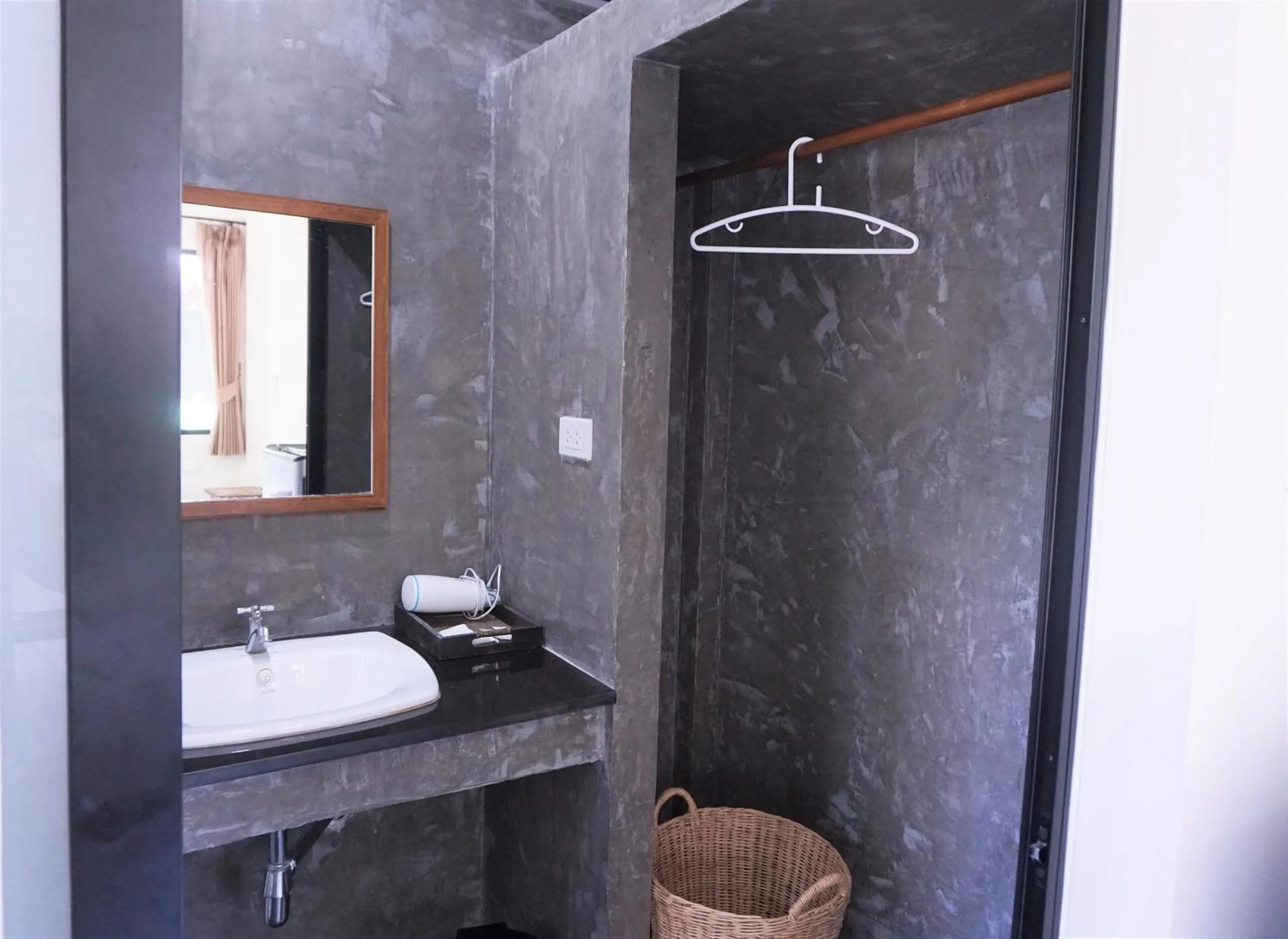 Bathroom in Papa's Home And Rabbit Café