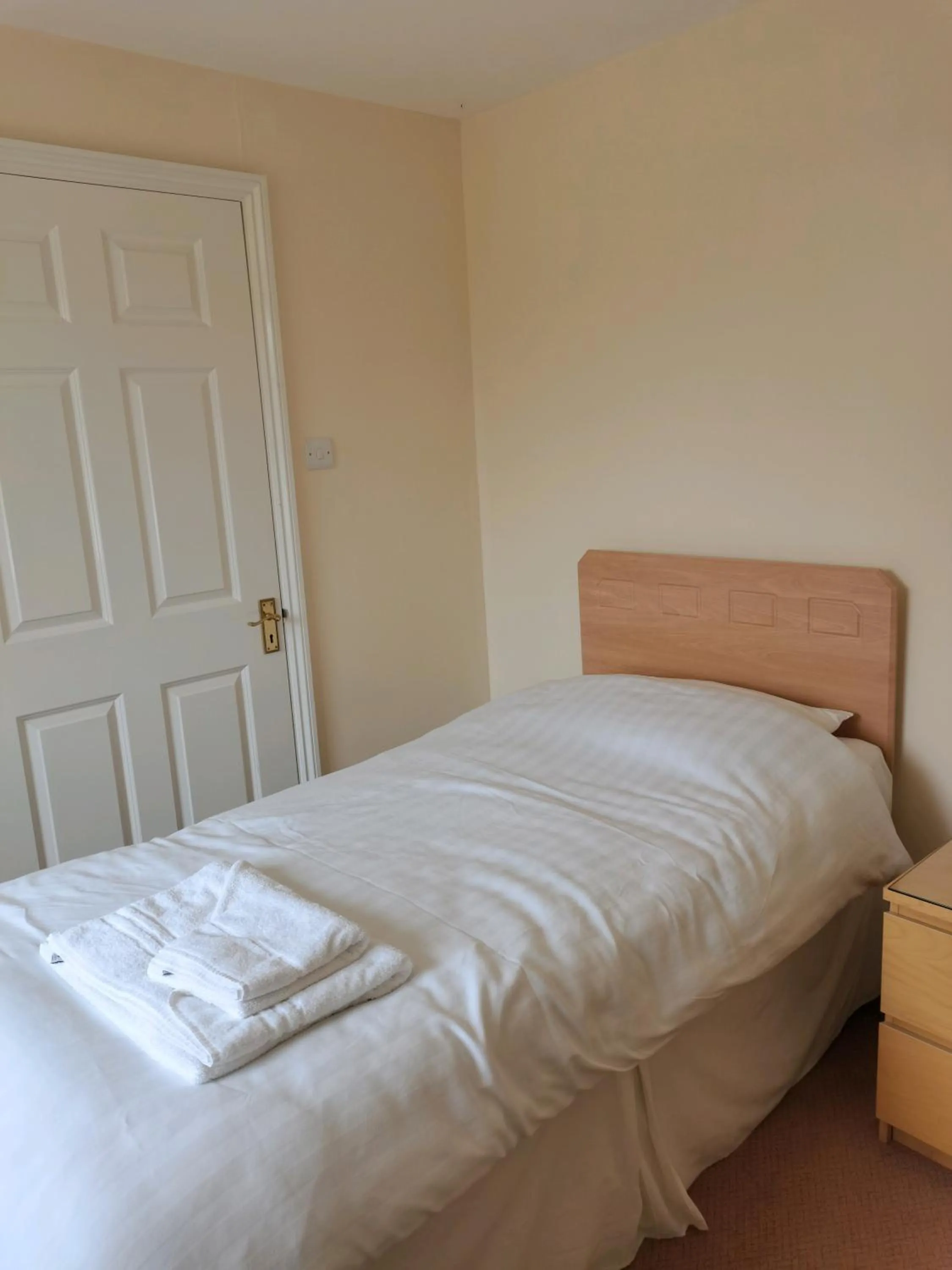 Bedroom in Mather House Retreat