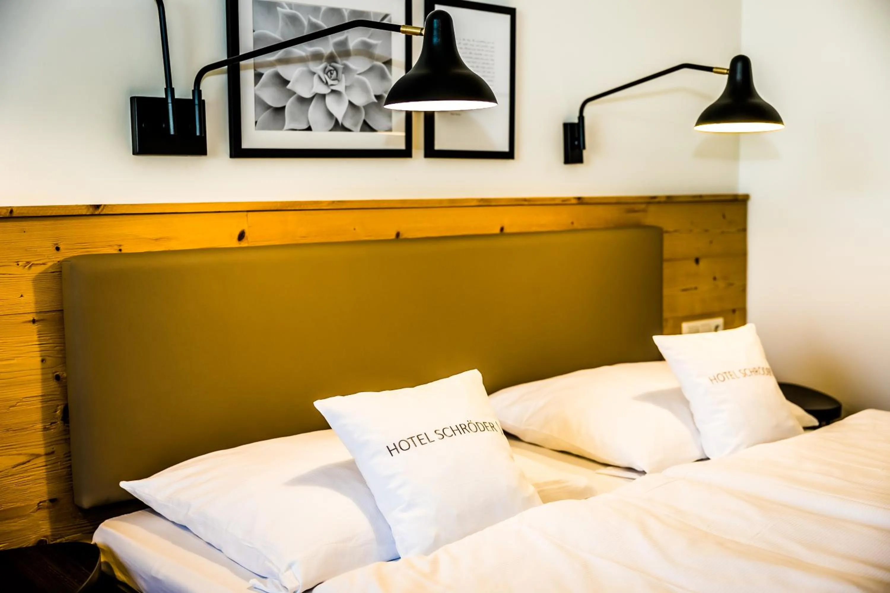 Bed in Hotel & Restaurant Schröder