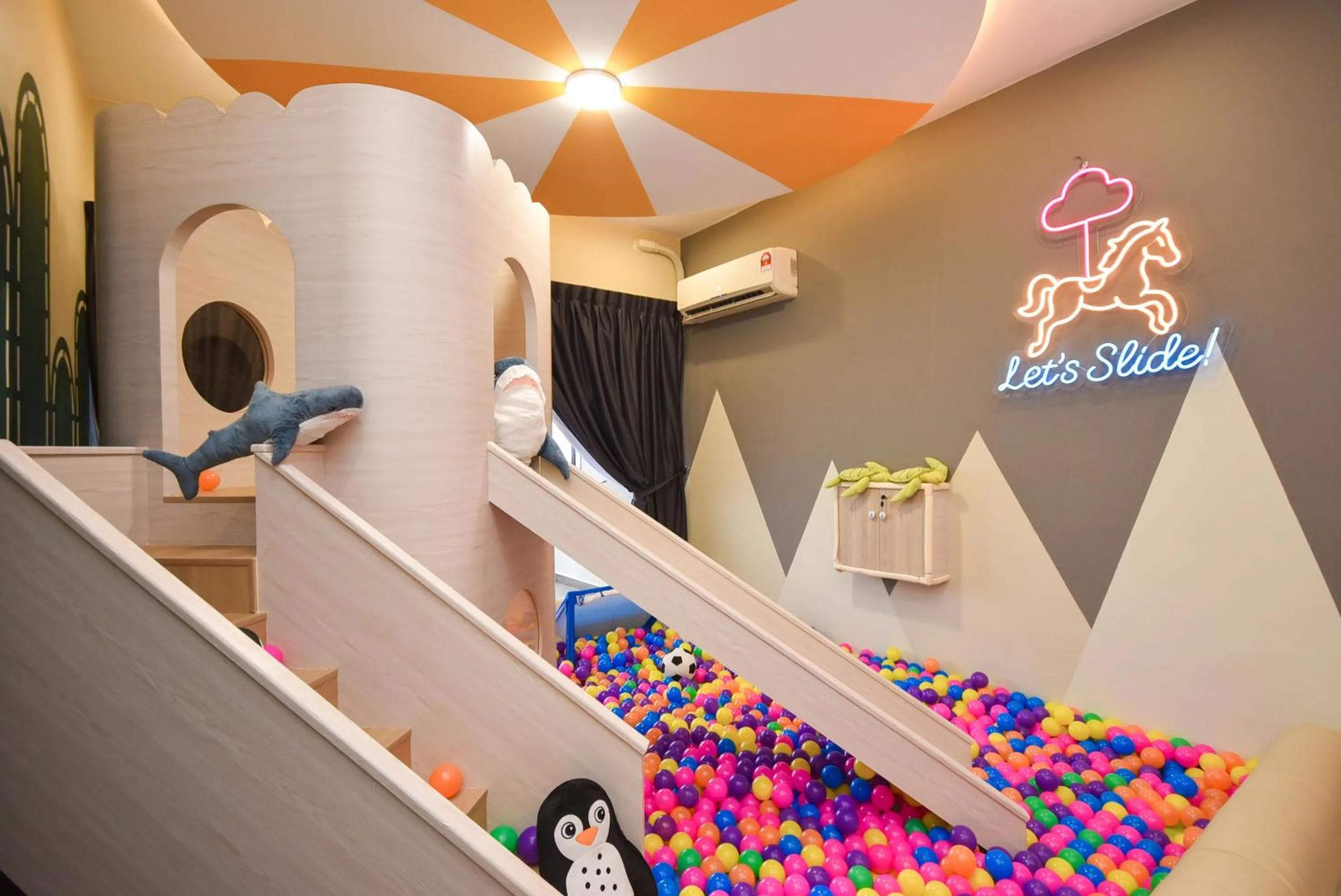 Country Garden Seaview Suite by Nest Home at Danga Bay