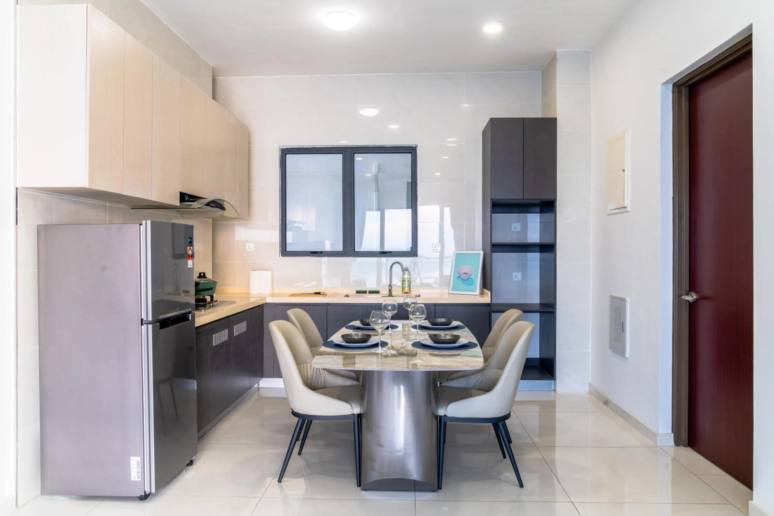 Dining area in Country Garden Seaview Suite by Nest Home at Danga Bay