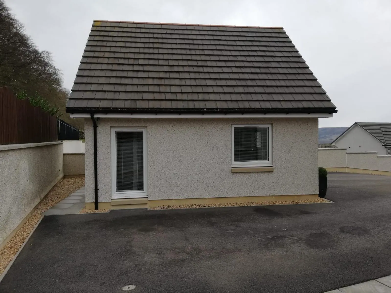 Property building in Appin Apartment