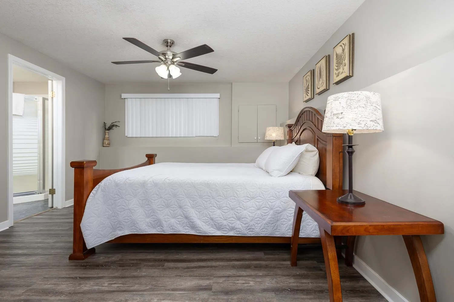 Property building, Bed in Paradise Canyon Golf Resort - Signature Walkout Condo 380