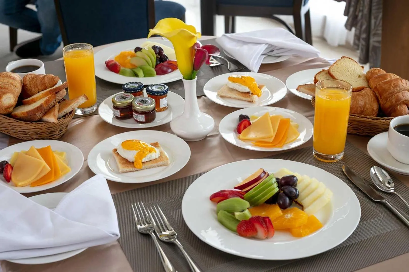 Buffet breakfast in The Proud Hotel Al Khobar