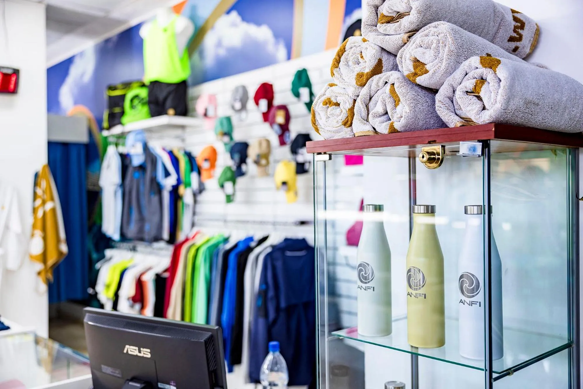 On-site shops in Anfi del Mar 1