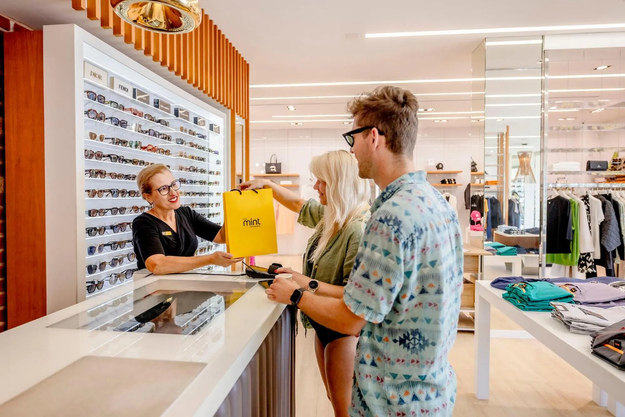 On-site shops in Anfi del Mar 1