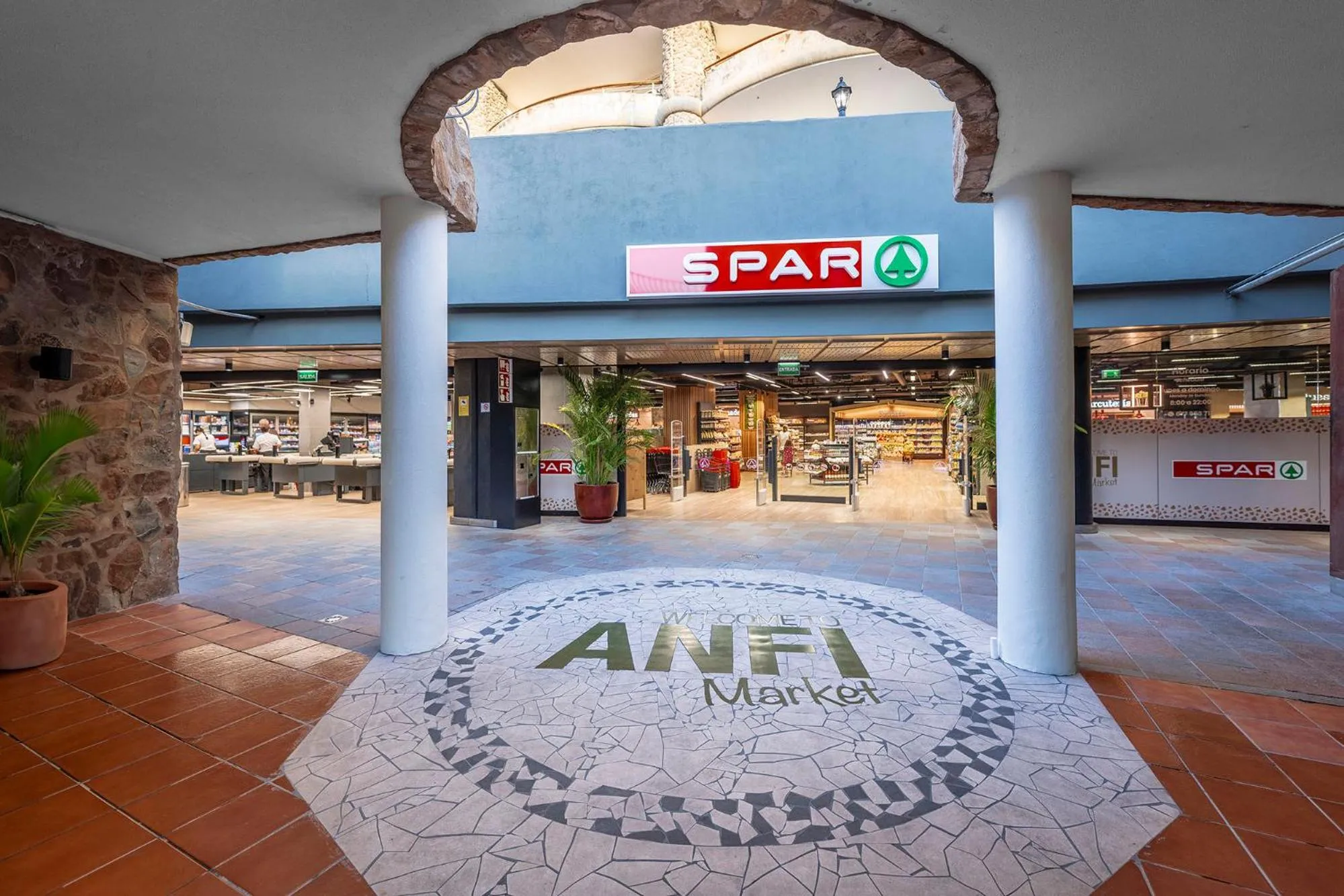 Supermarket/grocery shop in Anfi del Mar 2
