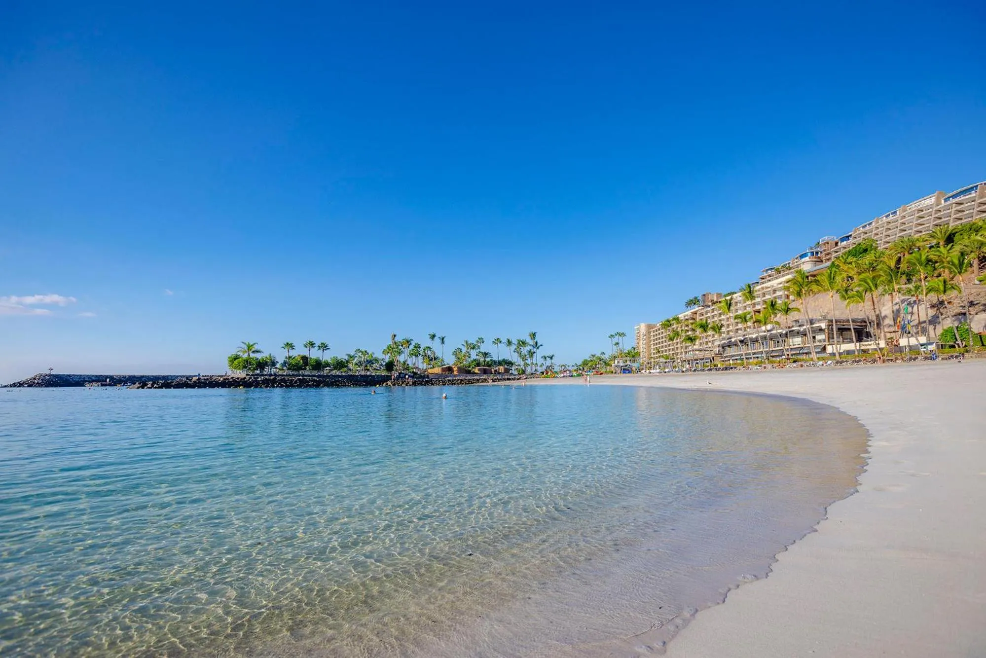 Beach in Anfi del Mar 2