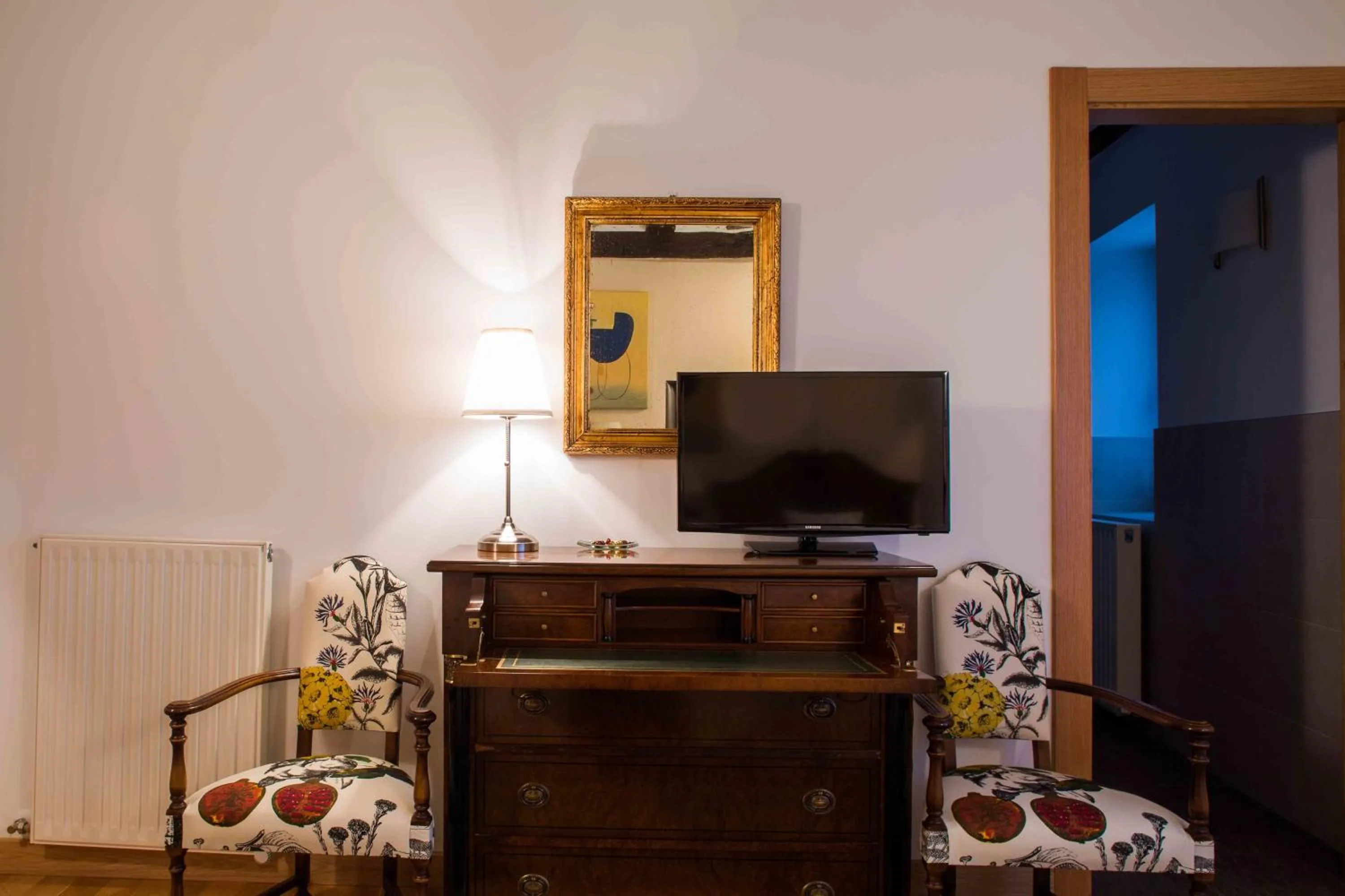 Decorative detail in Casa de la Cadena