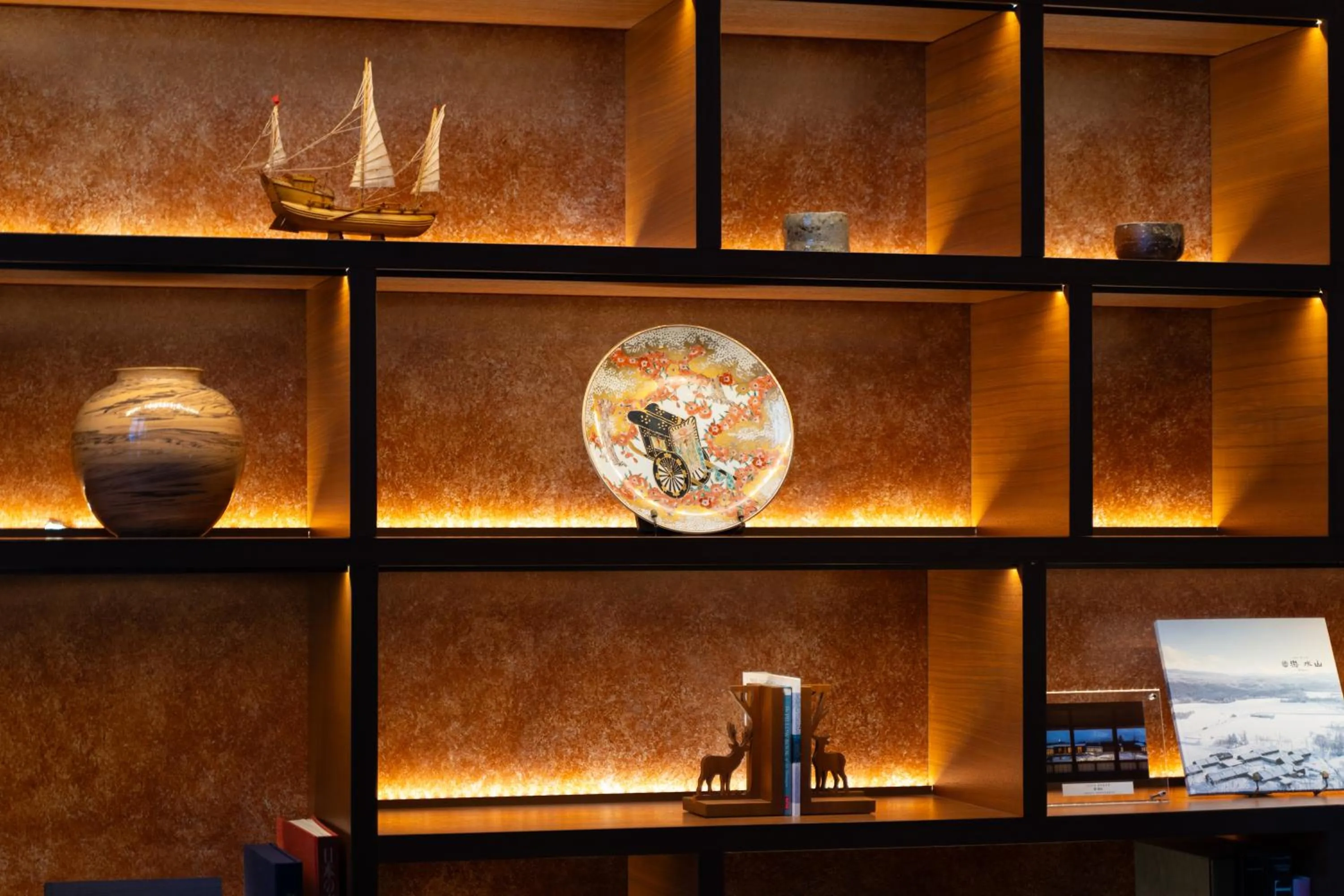 Lobby or reception in NISEKO Inn of Youtei Raku Suisan