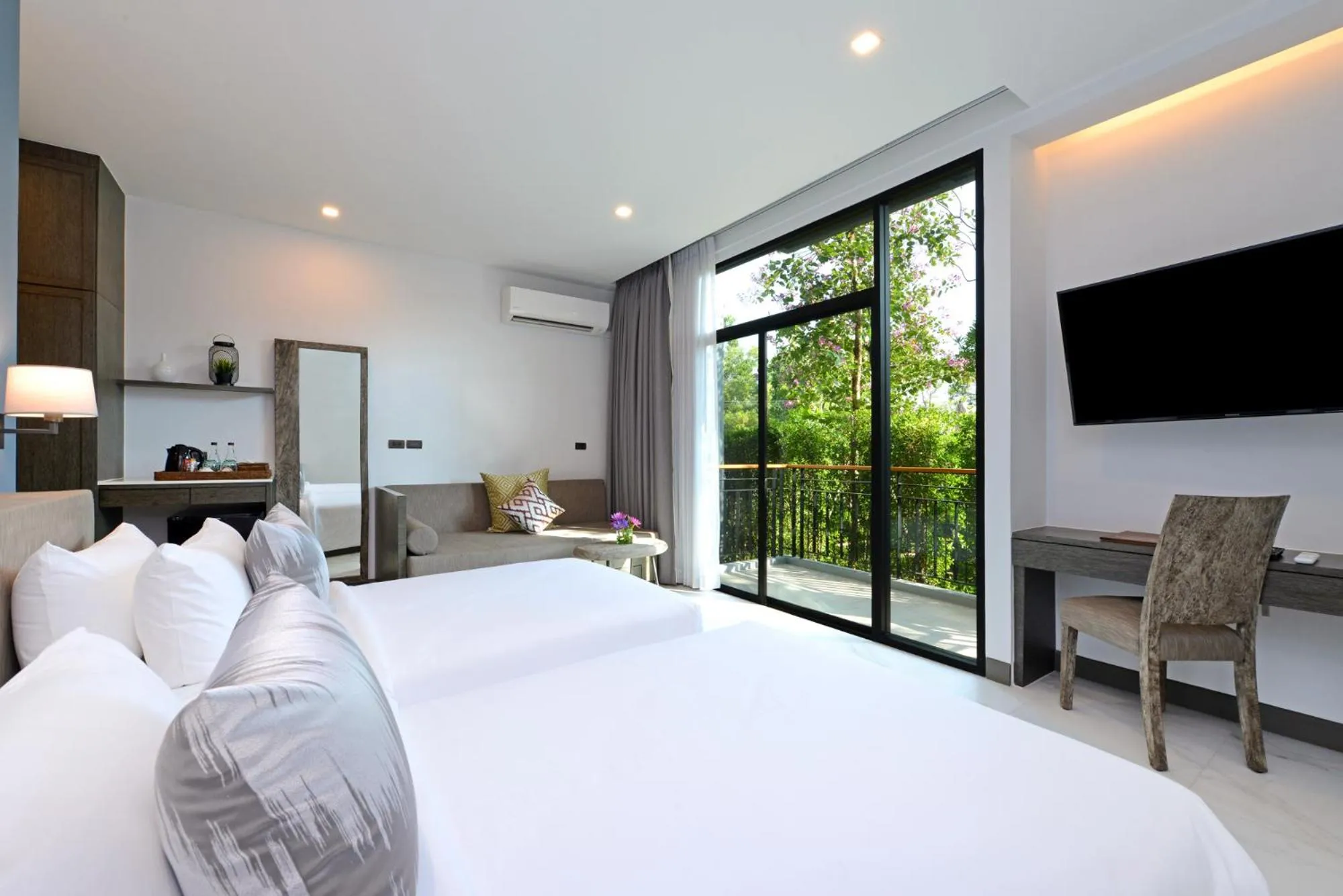 Bedroom, Bed in Sappaya Hotel By Lotus Valley Golf Resort