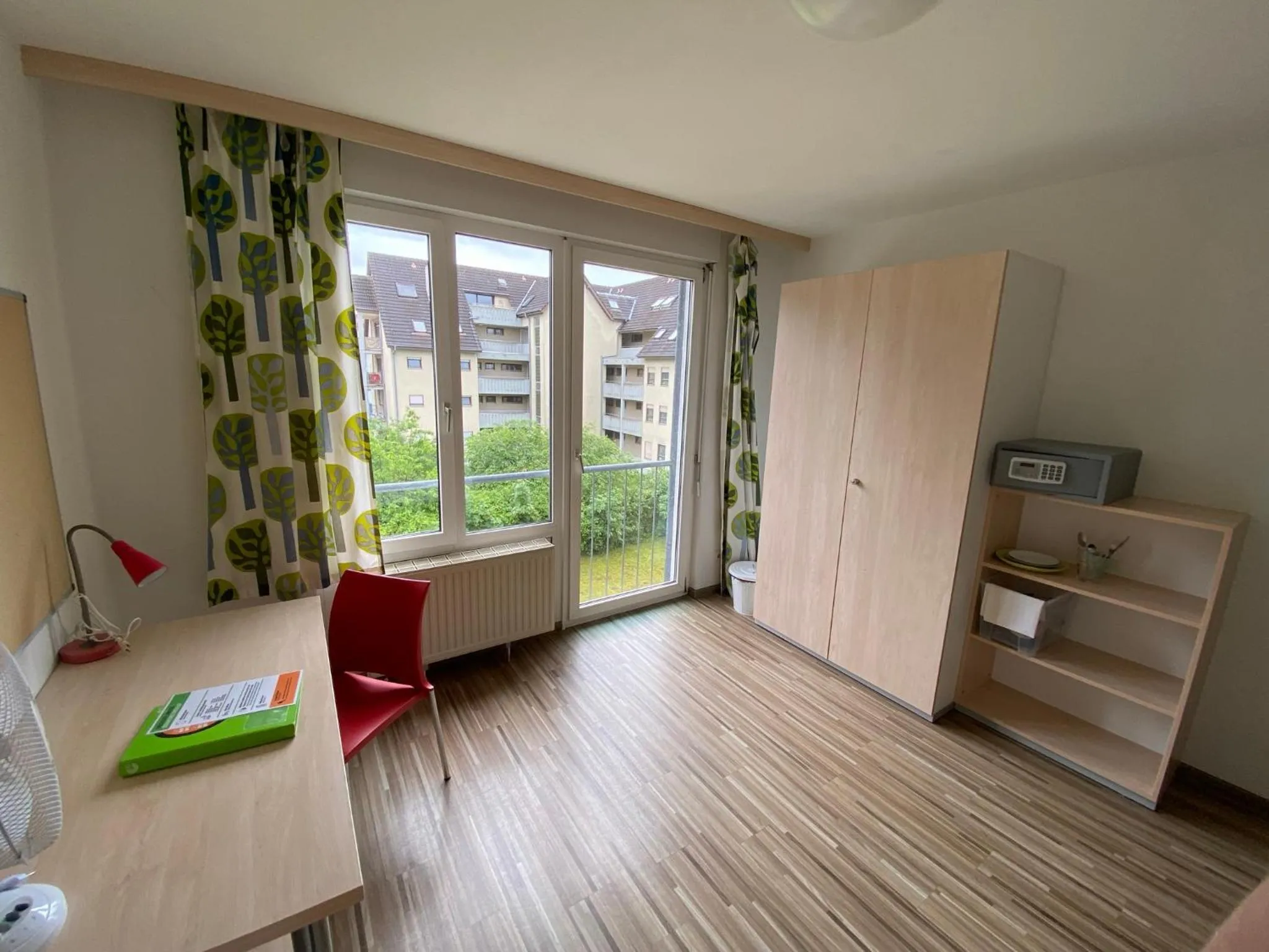 Seating area in Gästehaus des GOETHE-Institut Freiburg