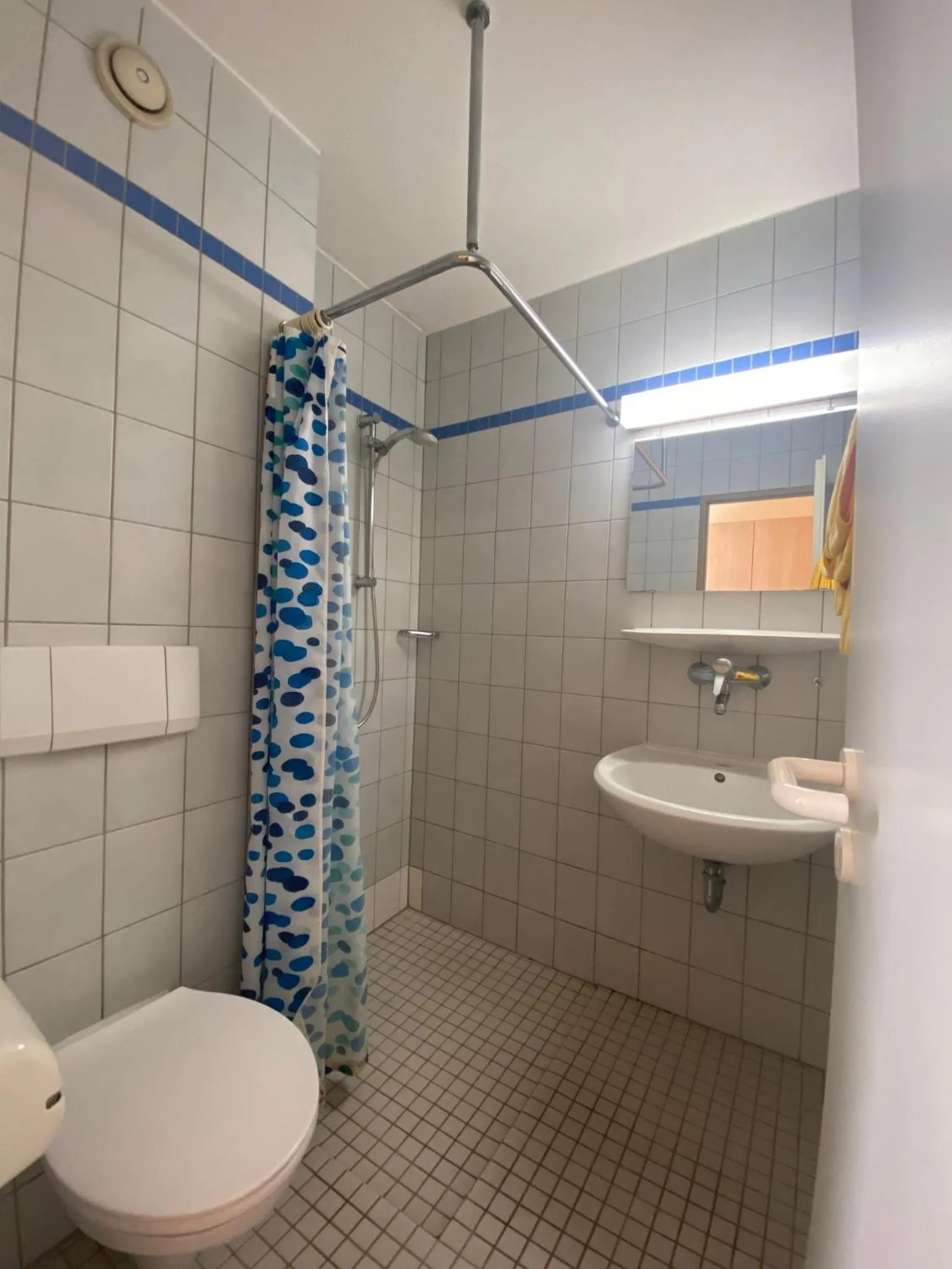 Bathroom in Gästehaus des GOETHE-Institut Freiburg