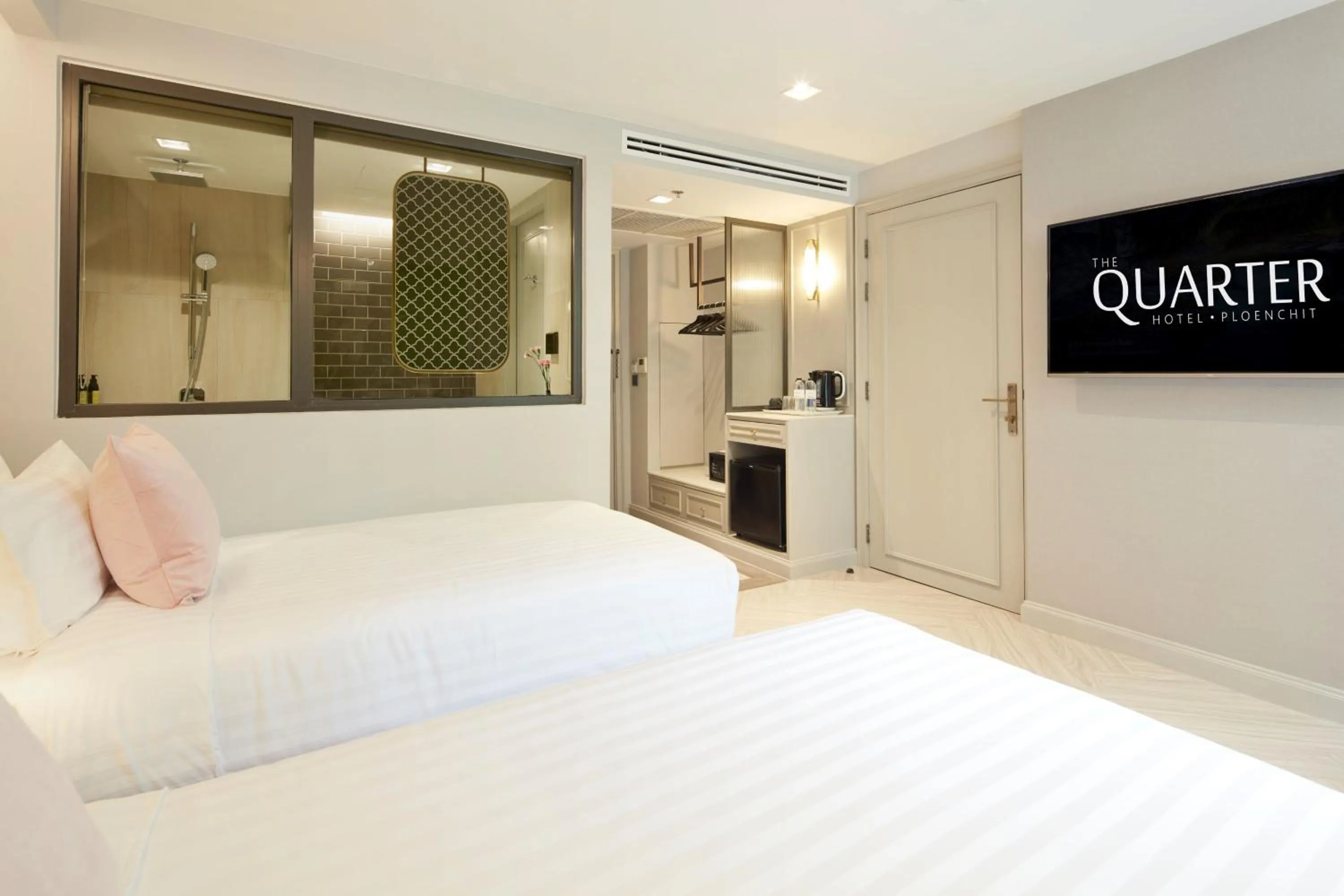 Bedroom, Bed in The Quarter Ploenchit by UHG