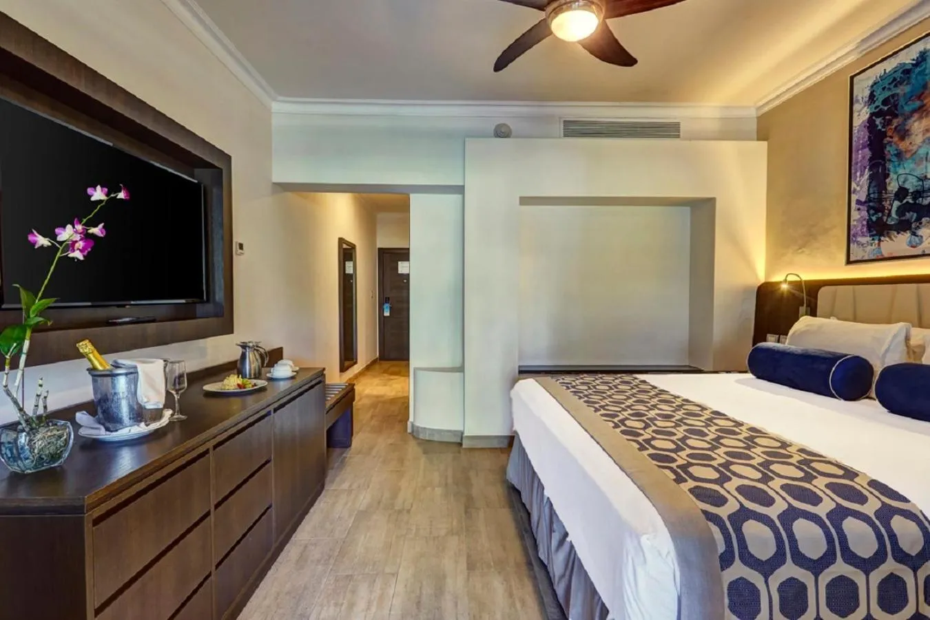 Photo of the whole room, Bed in Royalton Splash Punta Cana, An Autograph Collection All-Inclusive Resort & Casino