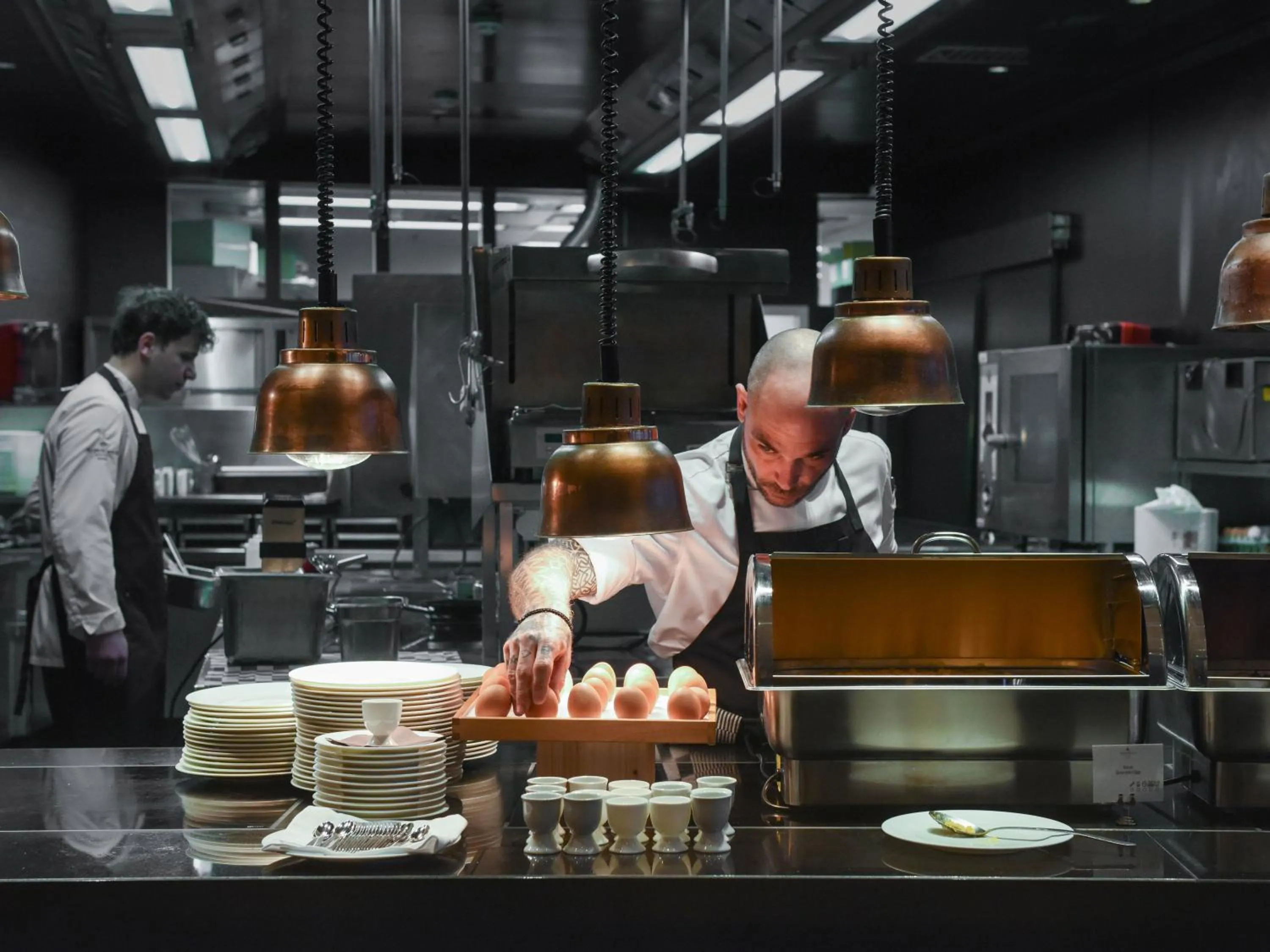 Kitchen or kitchenette in AlpenGold Hotel Davos