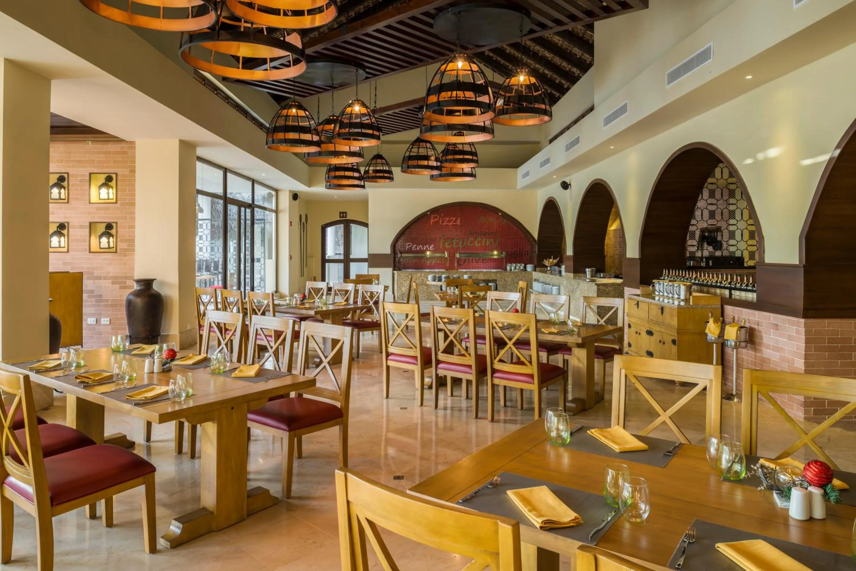 Restaurant/places to eat in Royalton Punta Cana, An Autograph Collection All-Inclusive Resort & Casino