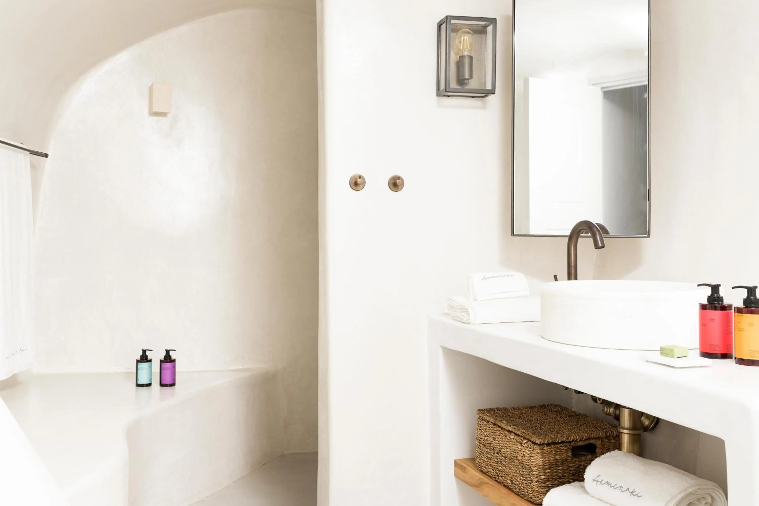 Bathroom in Armenaki