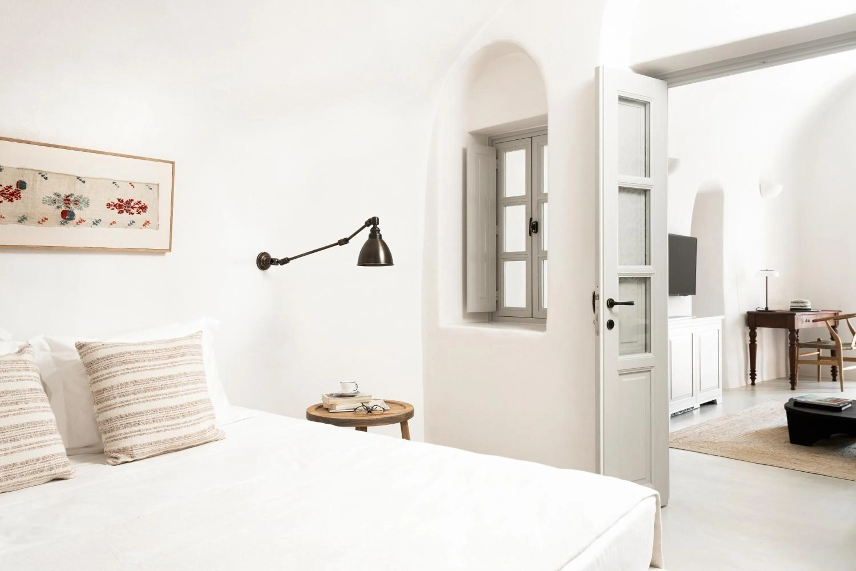 Bedroom, Bed in Armenaki