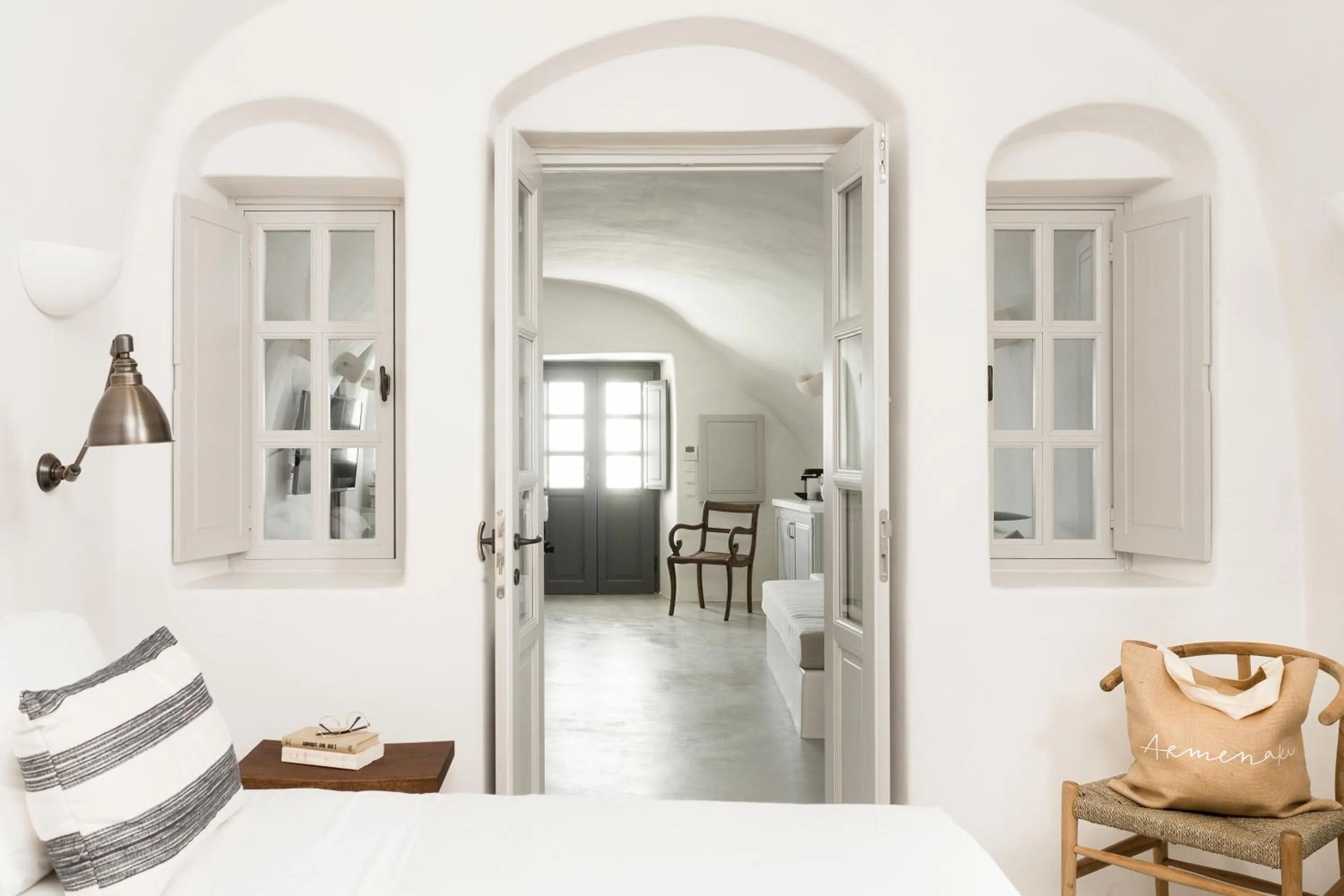 Living room, Bed in Armenaki