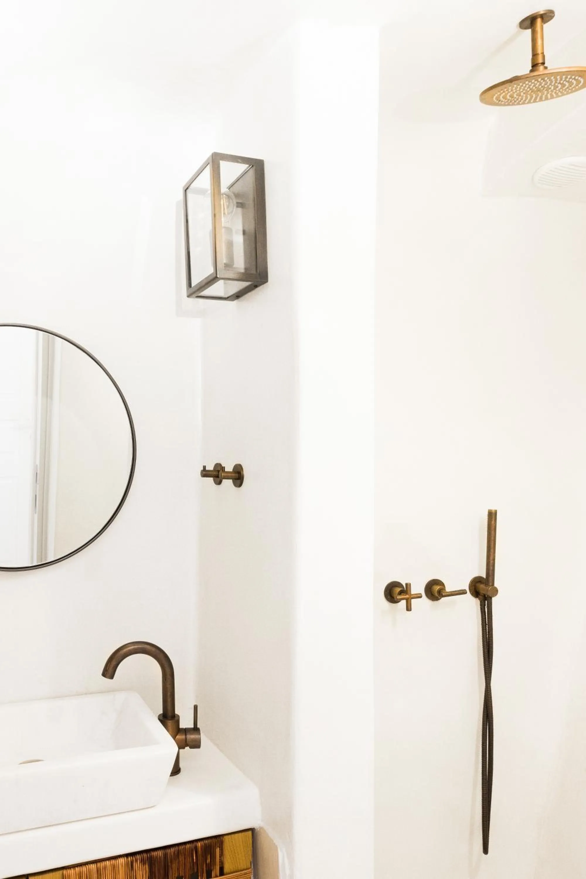 Bathroom in Armenaki