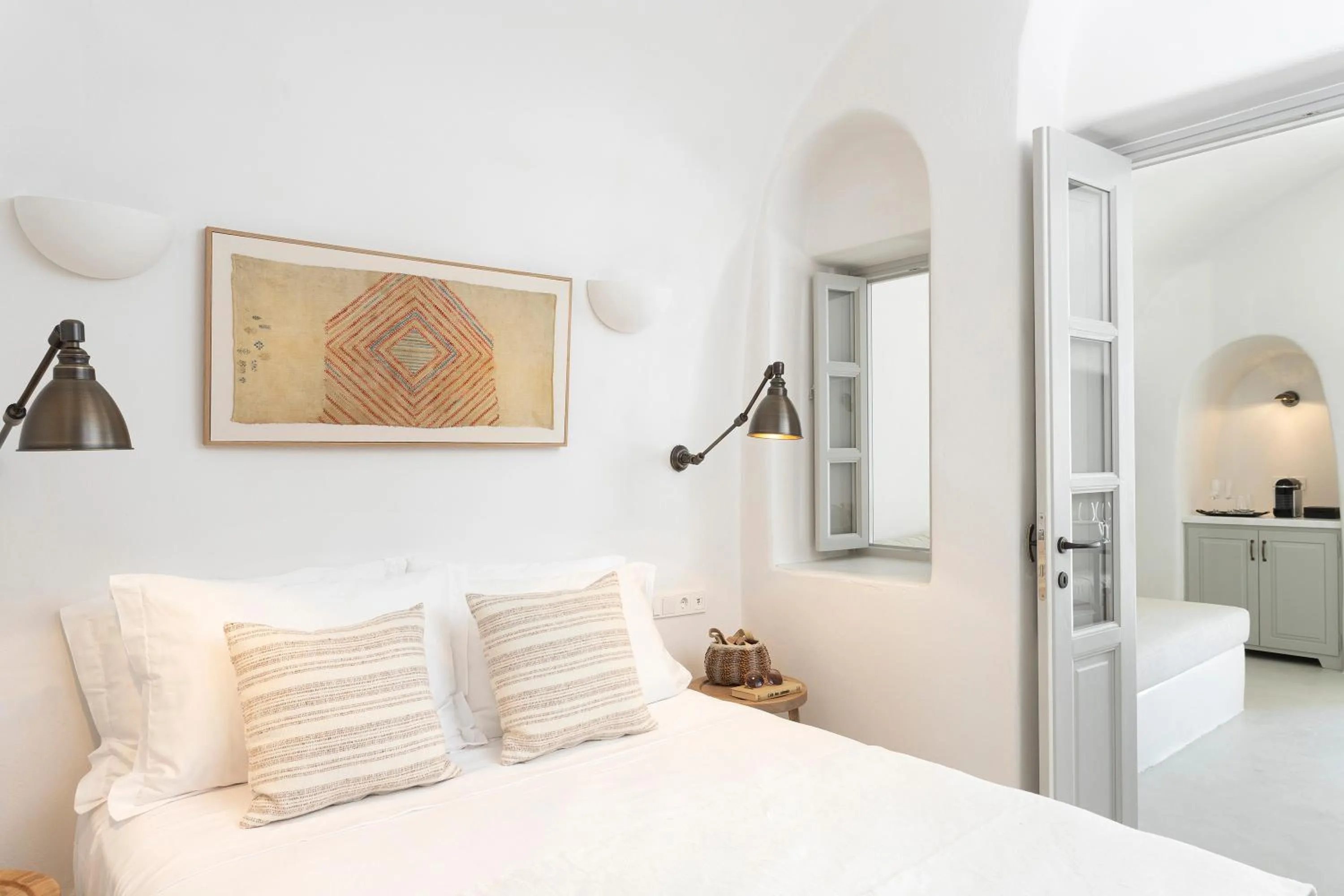 Living room, Bed in Armenaki