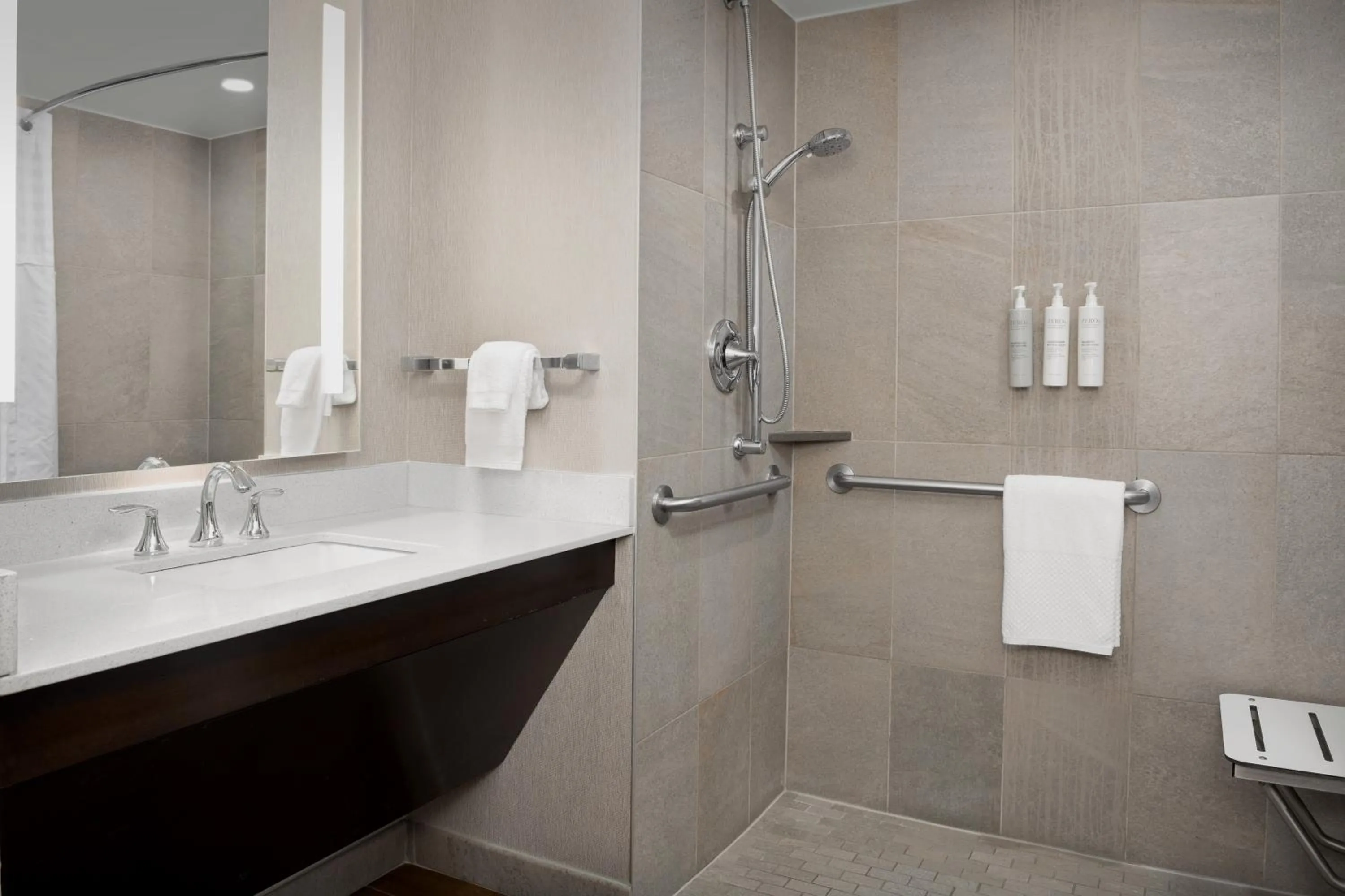 Bathroom in Embassy Suites Springfield