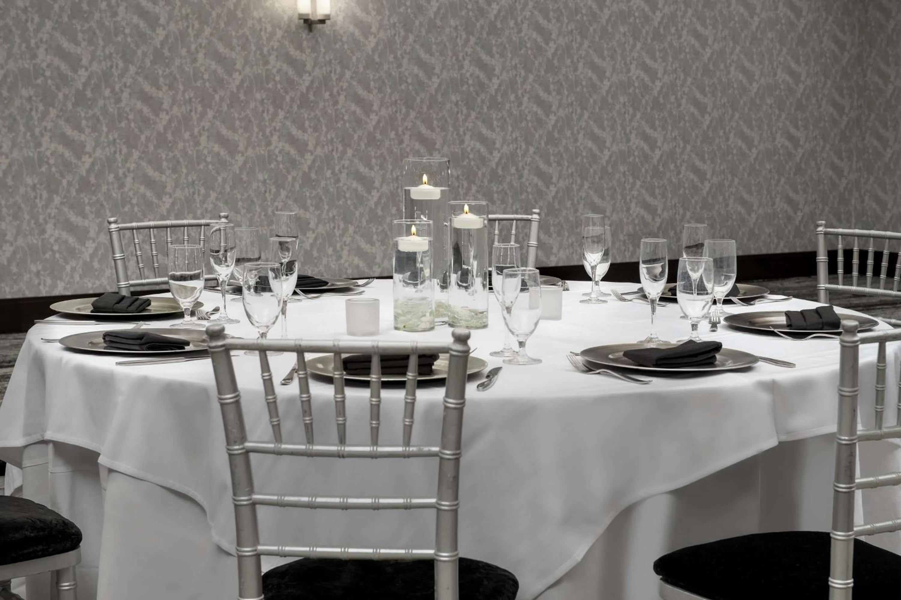 Meeting/conference room in Embassy Suites Springfield