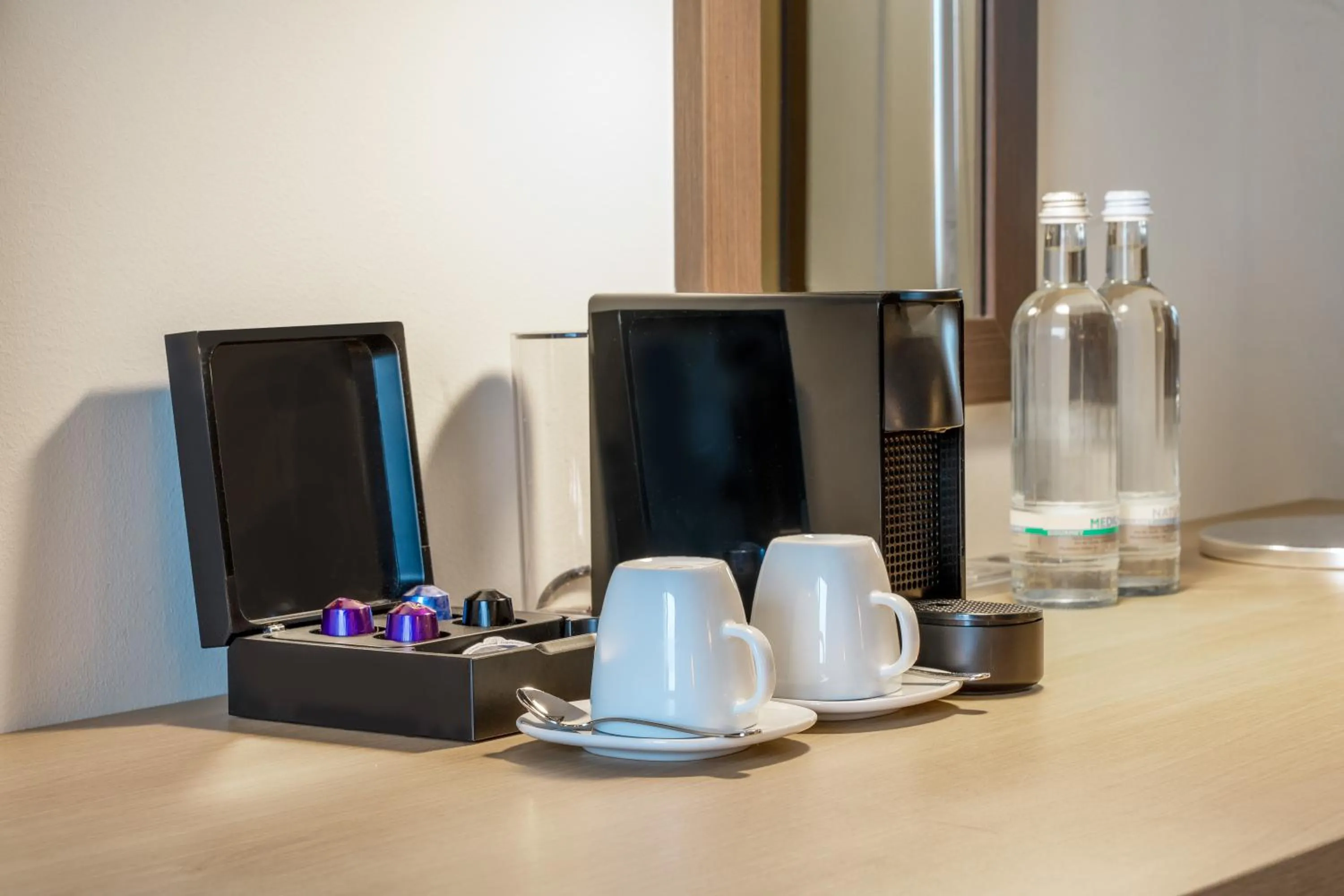 Coffee/tea facilities in Hilton Mainz