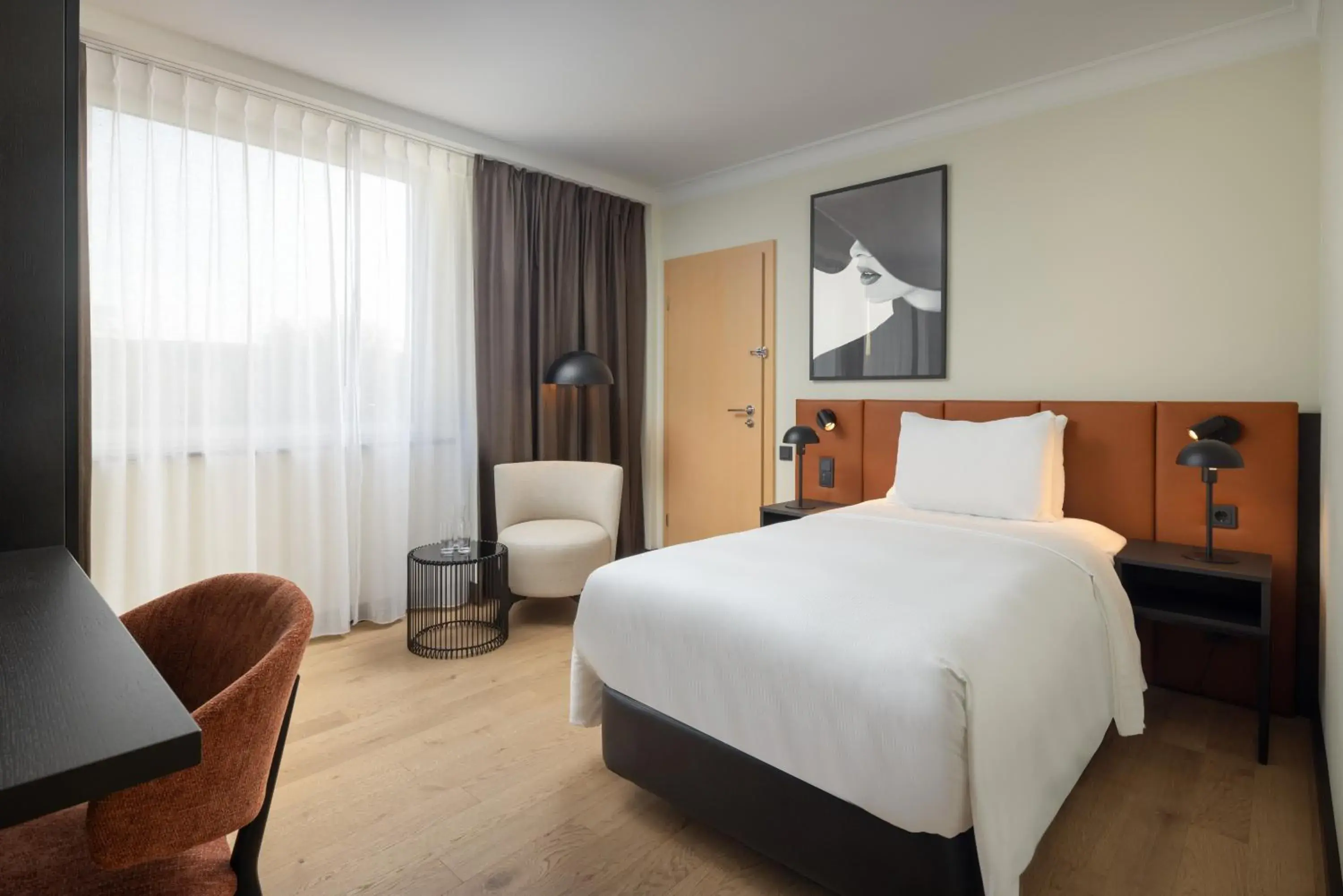 Single Guest Room in Hilton Düsseldorf Single Guest Room in Hilton Düsseldorf