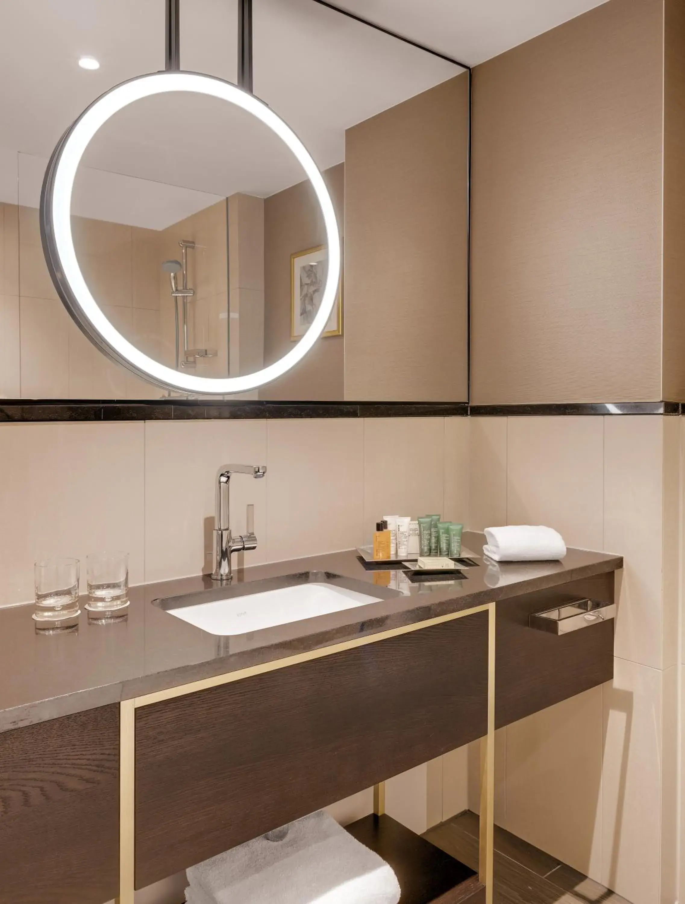 Executive Plus King Room in Hilton Munich City Executive Plus King Room in Hilton Munich City