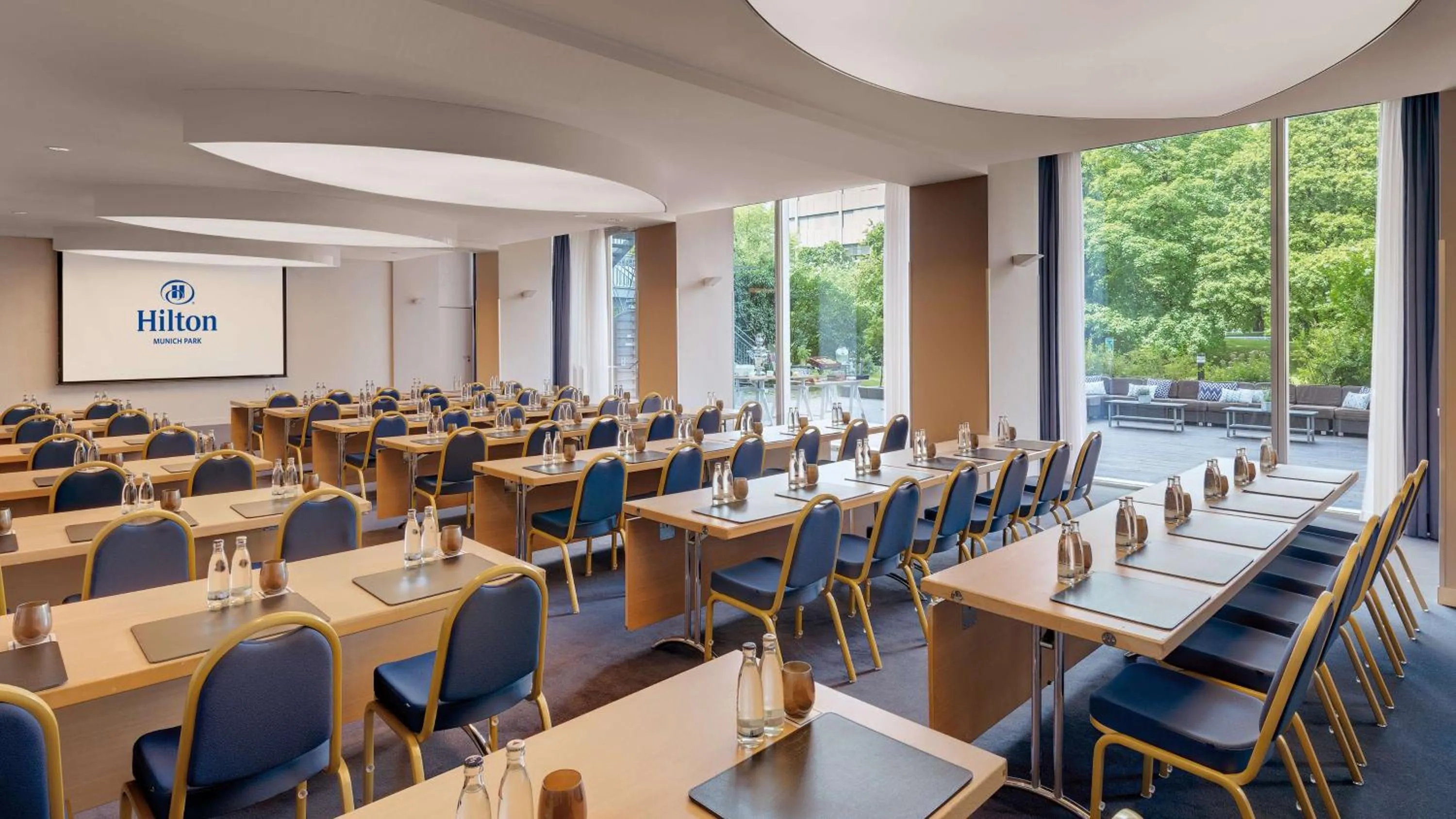 Meeting/conference room in Hilton Munich Park