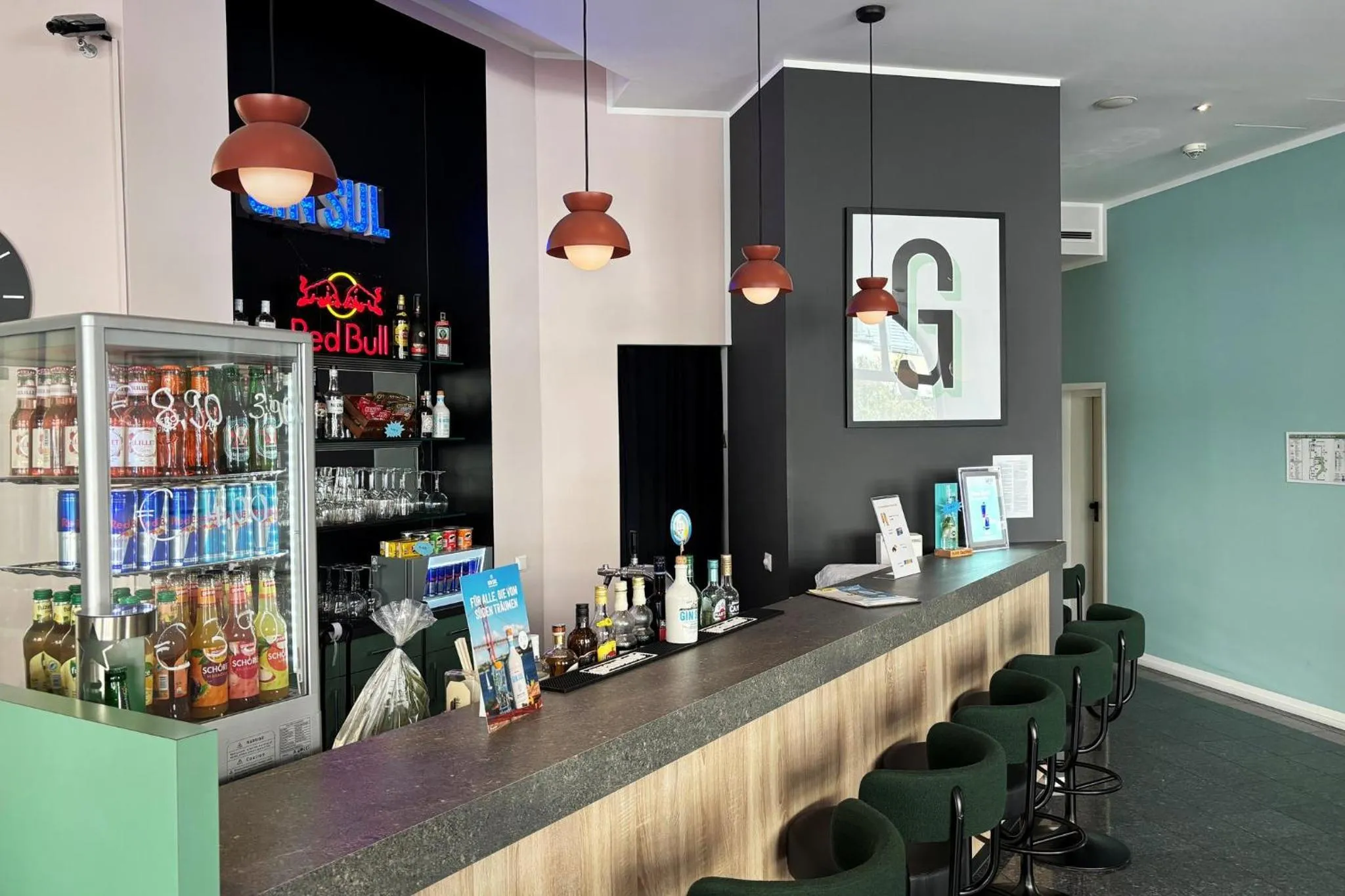 Lounge or bar in Garner Hotel Berlin - Checkpoint Charlie by IHG