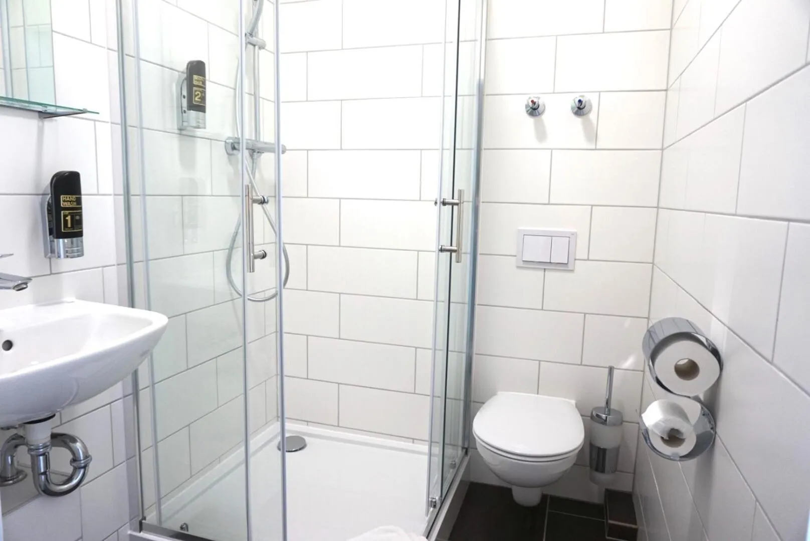 Toilet in Apartment Hotel Wittenau