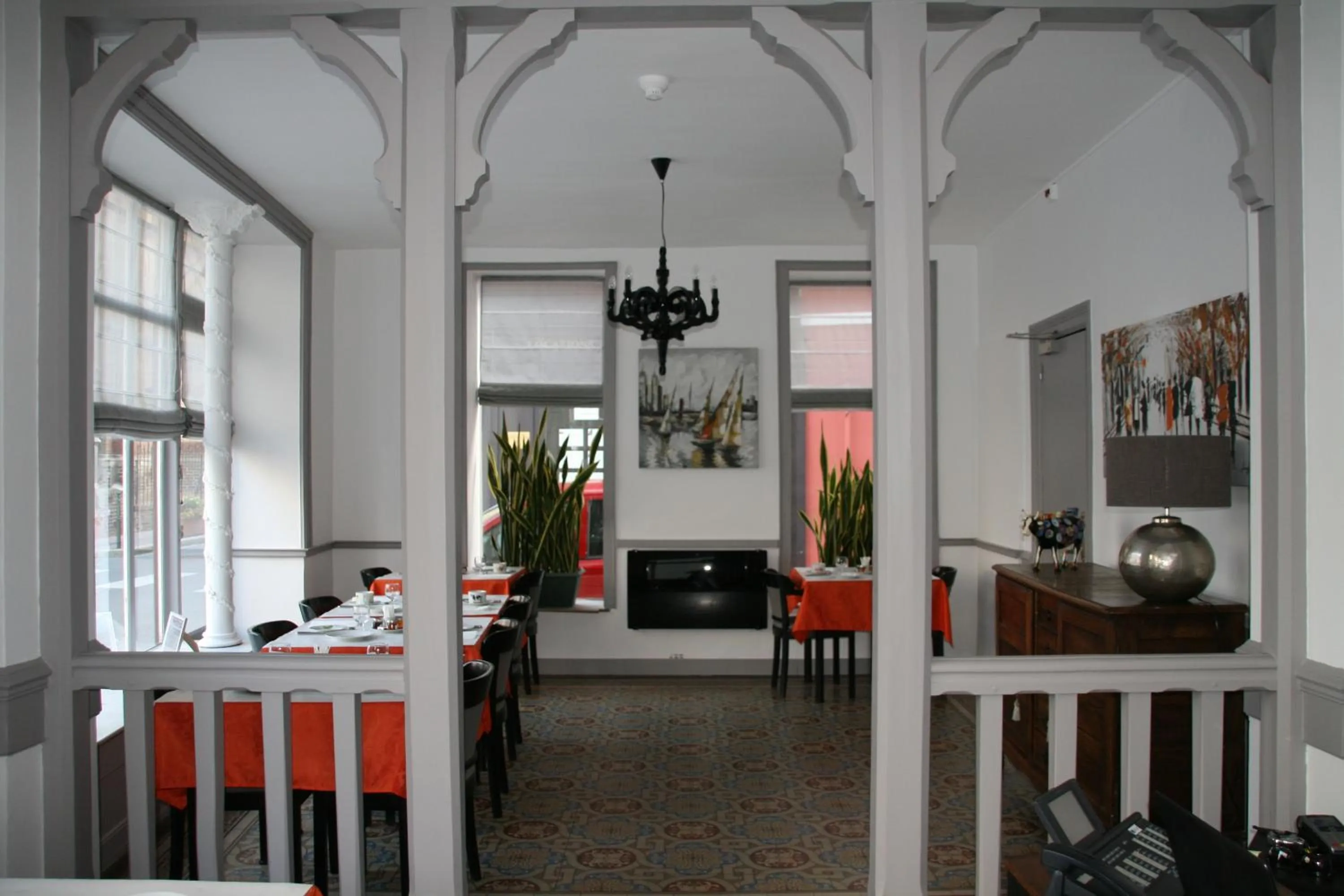 Restaurant/places to eat in La Maison Normande